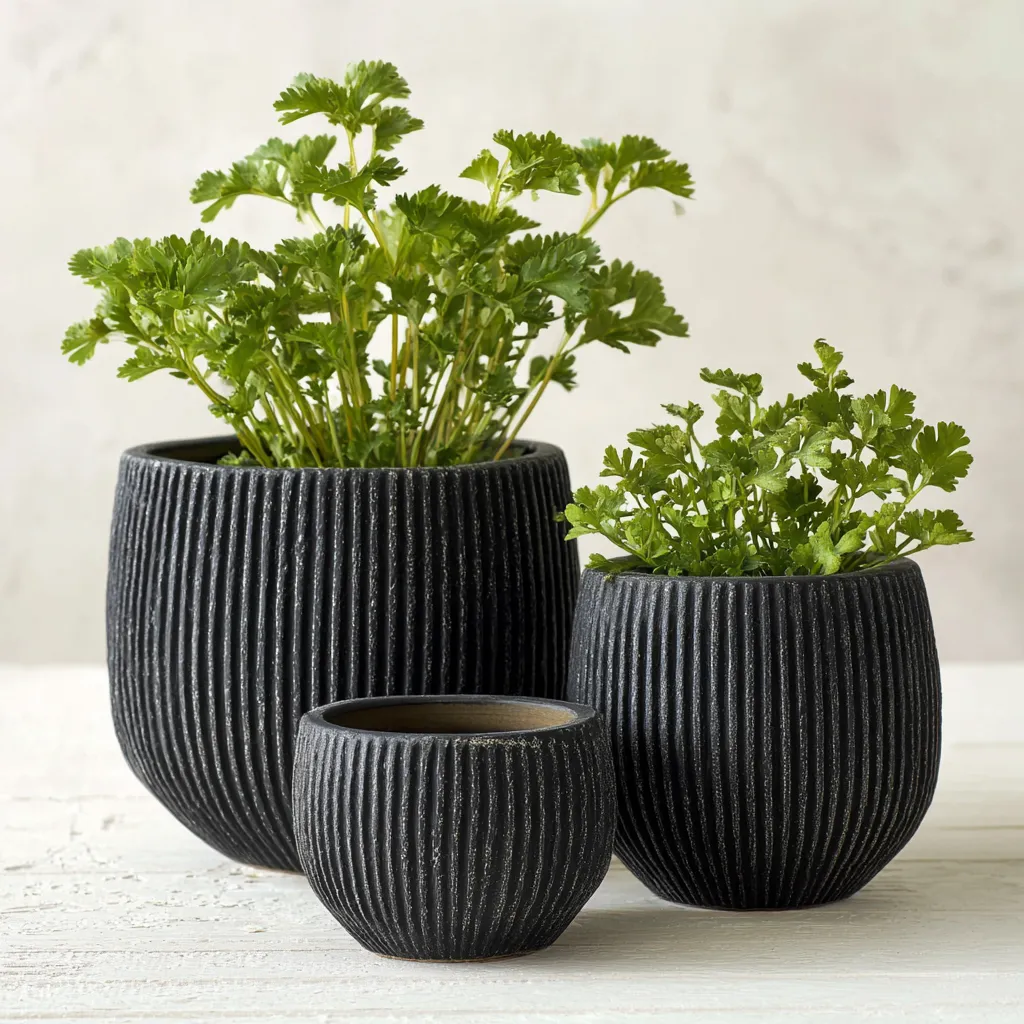 Pots-céramique-27x27x24cm - 22x22x20cm - 16x16x13cm-noir-design moderne-Styleero