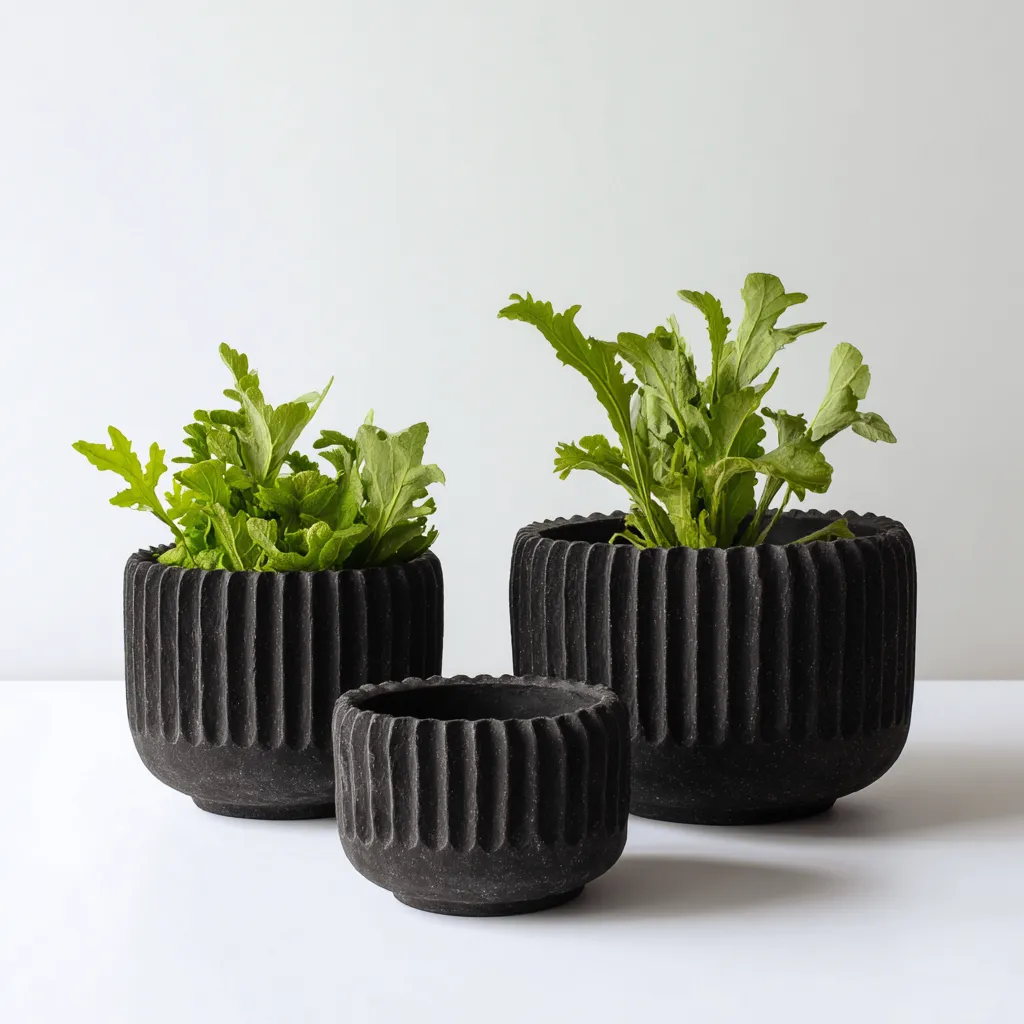 Pots-céramique-28x28x23cm - 23x23x20cm - 17x17x14cm-noir-design moderne-Styleero
