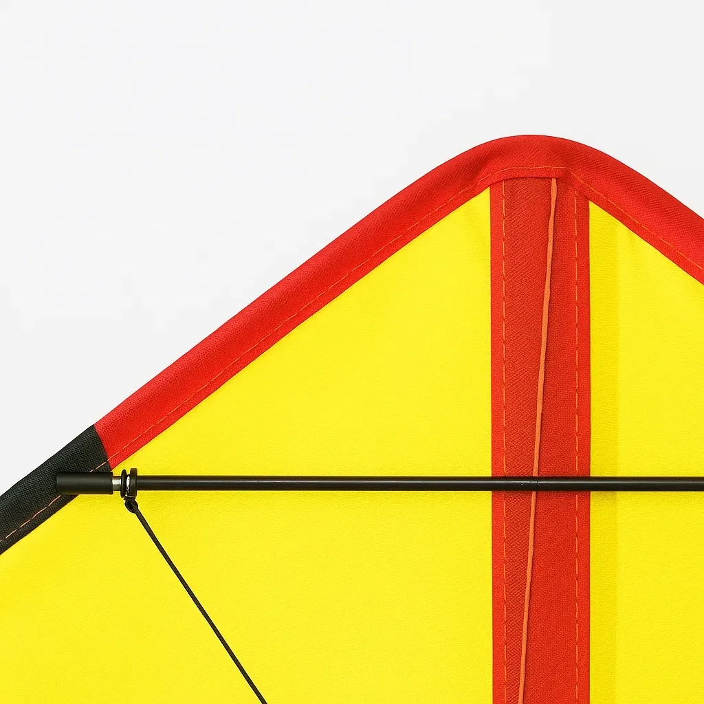 Cerfs-volants Triangulaire 150x70 cm Jaune/Rouge/Noir Polyester