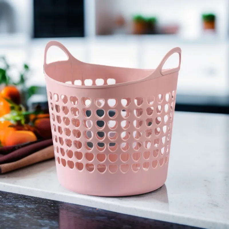 étagères de rangement et paniers à linge