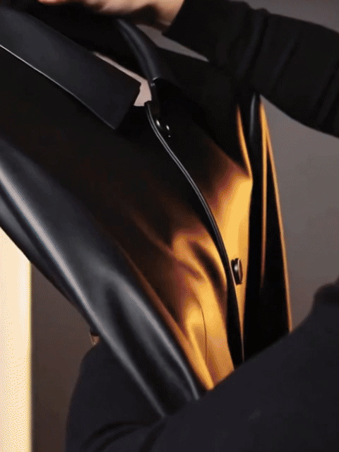 Buy 1 get 1 free 🔥Buy 2 get 2 free🔥[A helpful tool for repairing leather goods at home] Genuine leather care and cleaning wipe✨ One Wipe Renewal – Bring Old Leather Back to Life🛡️ Nourish + Repair + Protect – One Bottle Solves All Leather Issues