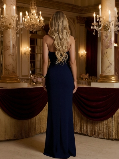 Elegant Slik Satin Halter Sleeveless Evening Dresses