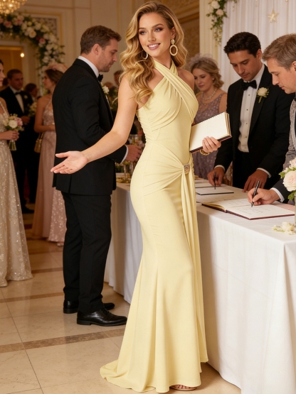 Chiffon Halter Evening Dresses with Pleated