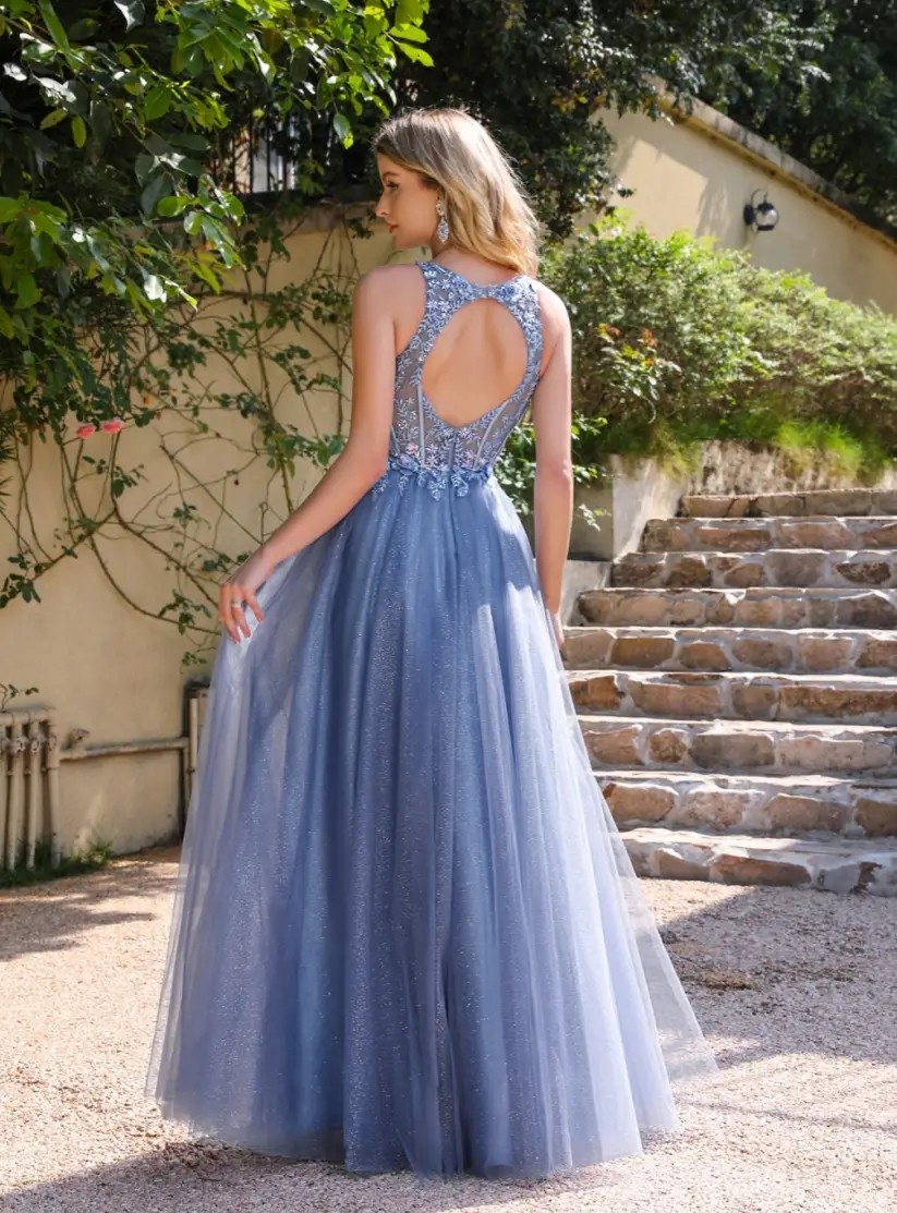 Crew Neck  Floor Length Tulle Prom Dresses with Appliques 