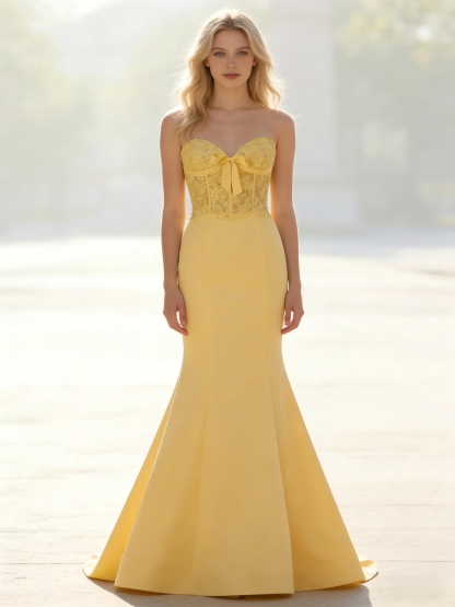 Elegant Strapless Satin Prom Dresses with Lace Applique