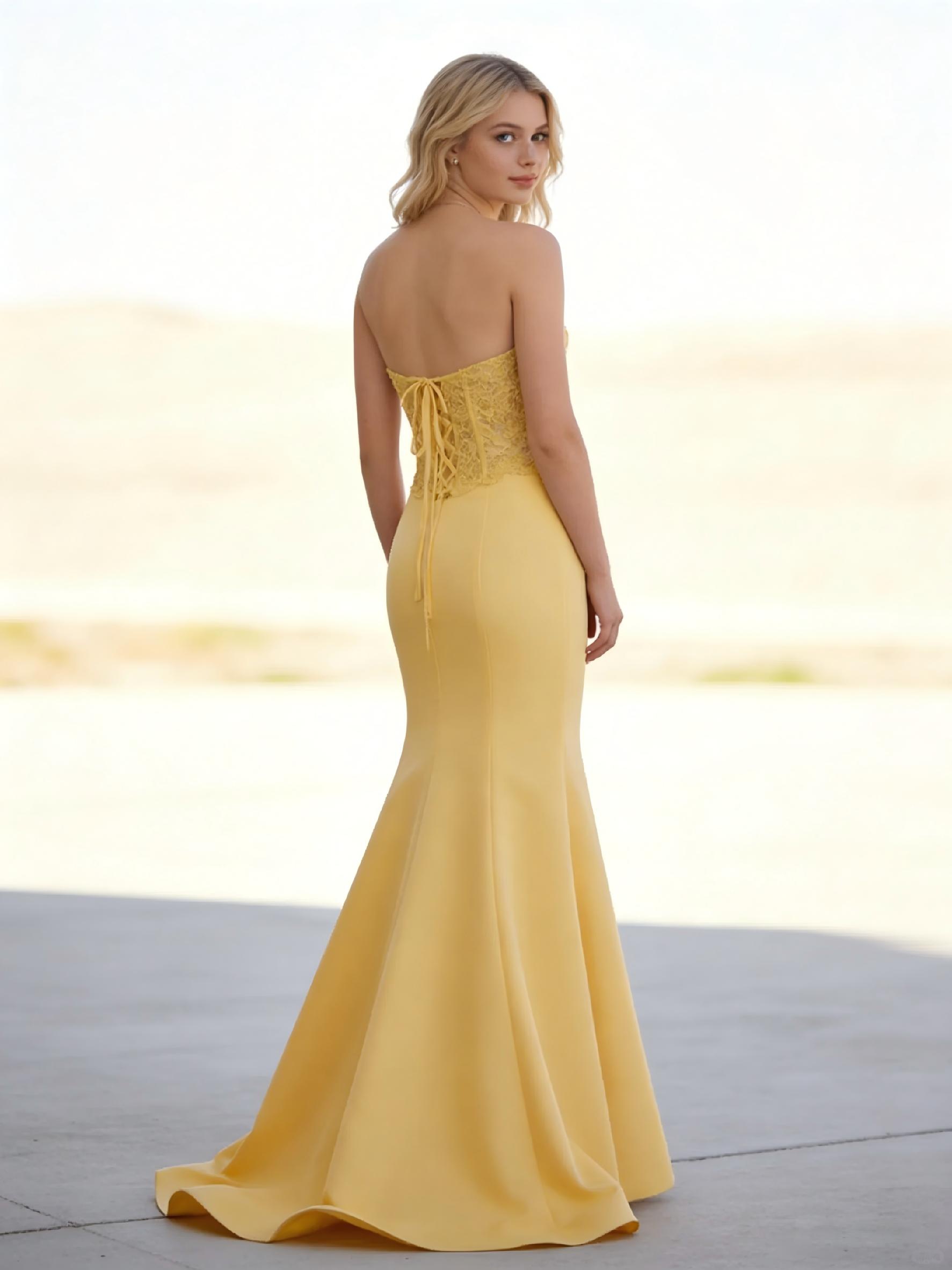 Elegant Strapless Satin Prom Dresses with Lace Applique