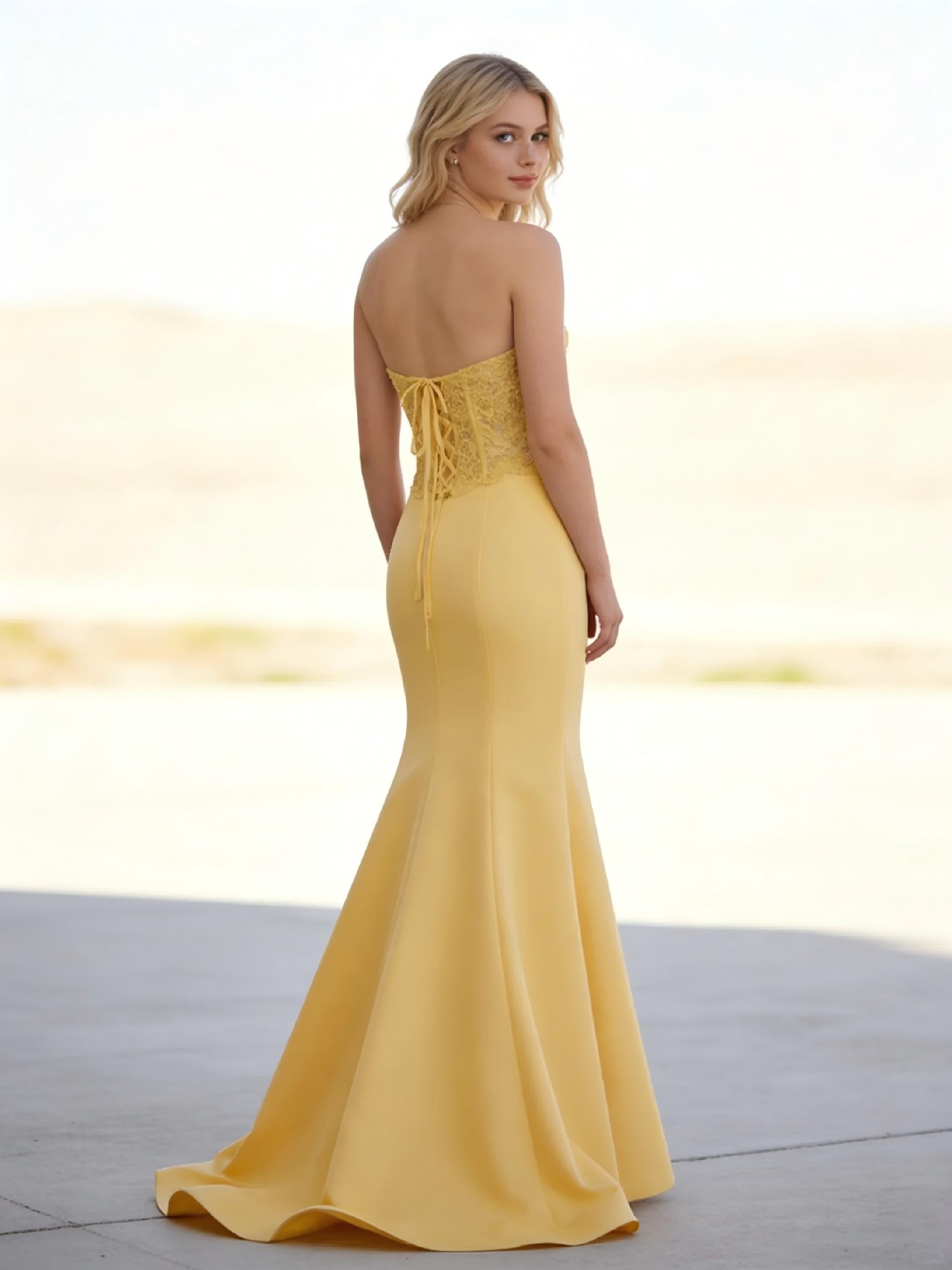 Elegant Strapless Satin Prom Dresses with Lace Applique
