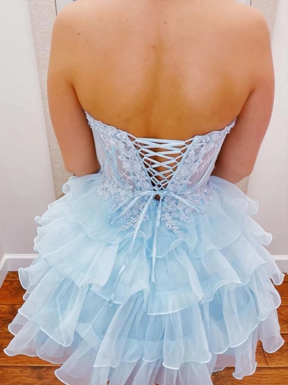 Tulle Embroideried Strapless A Line Homecoming Dresses with Applique