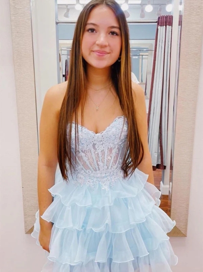 Tulle Embroideried Strapless A Line Homecoming Dresses with Applique