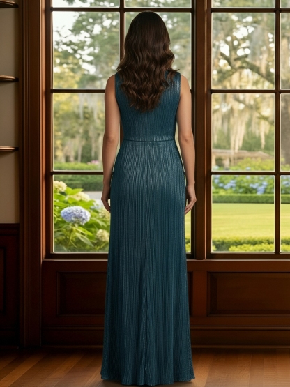 Shimmering Round Neck Mother of the Bride Dresses with Pleats