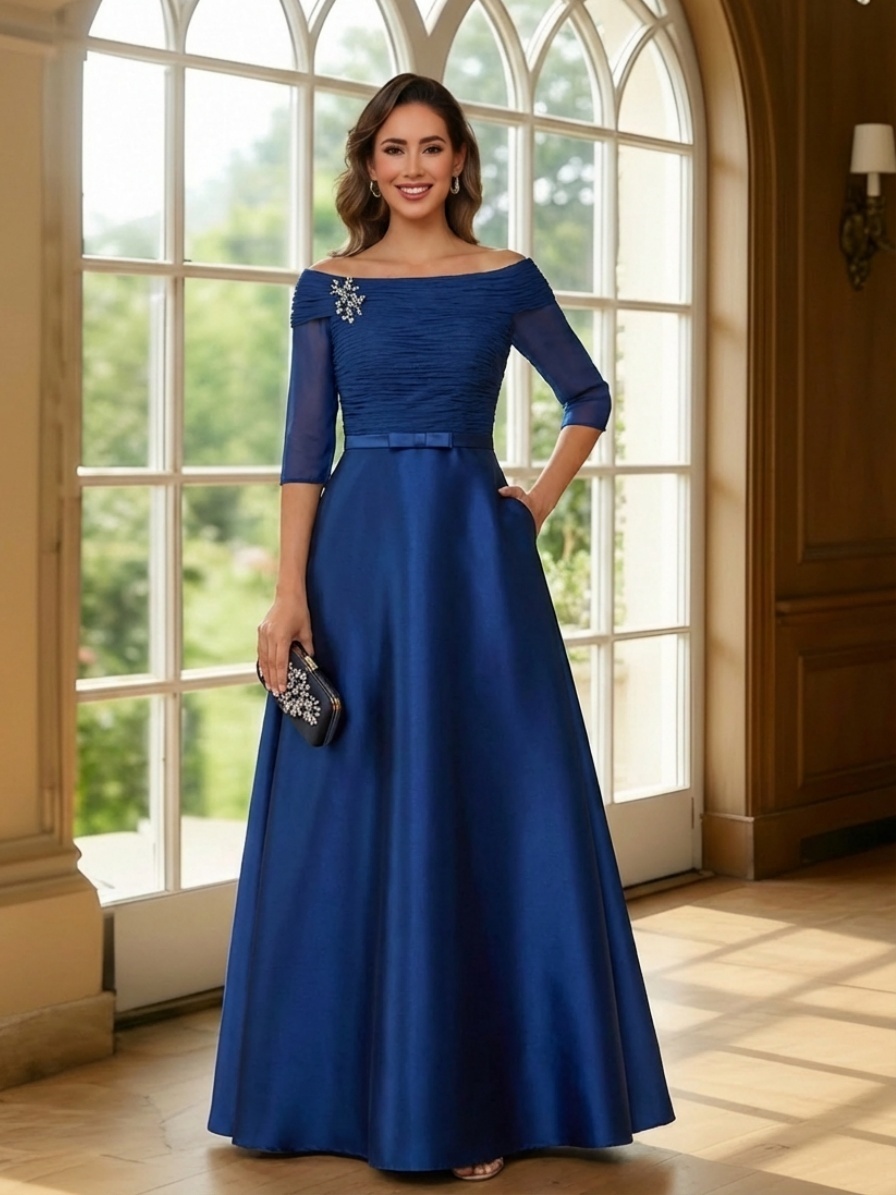 A Line Satin Crowl Neck Mother of the Bride Dresses with Pleats