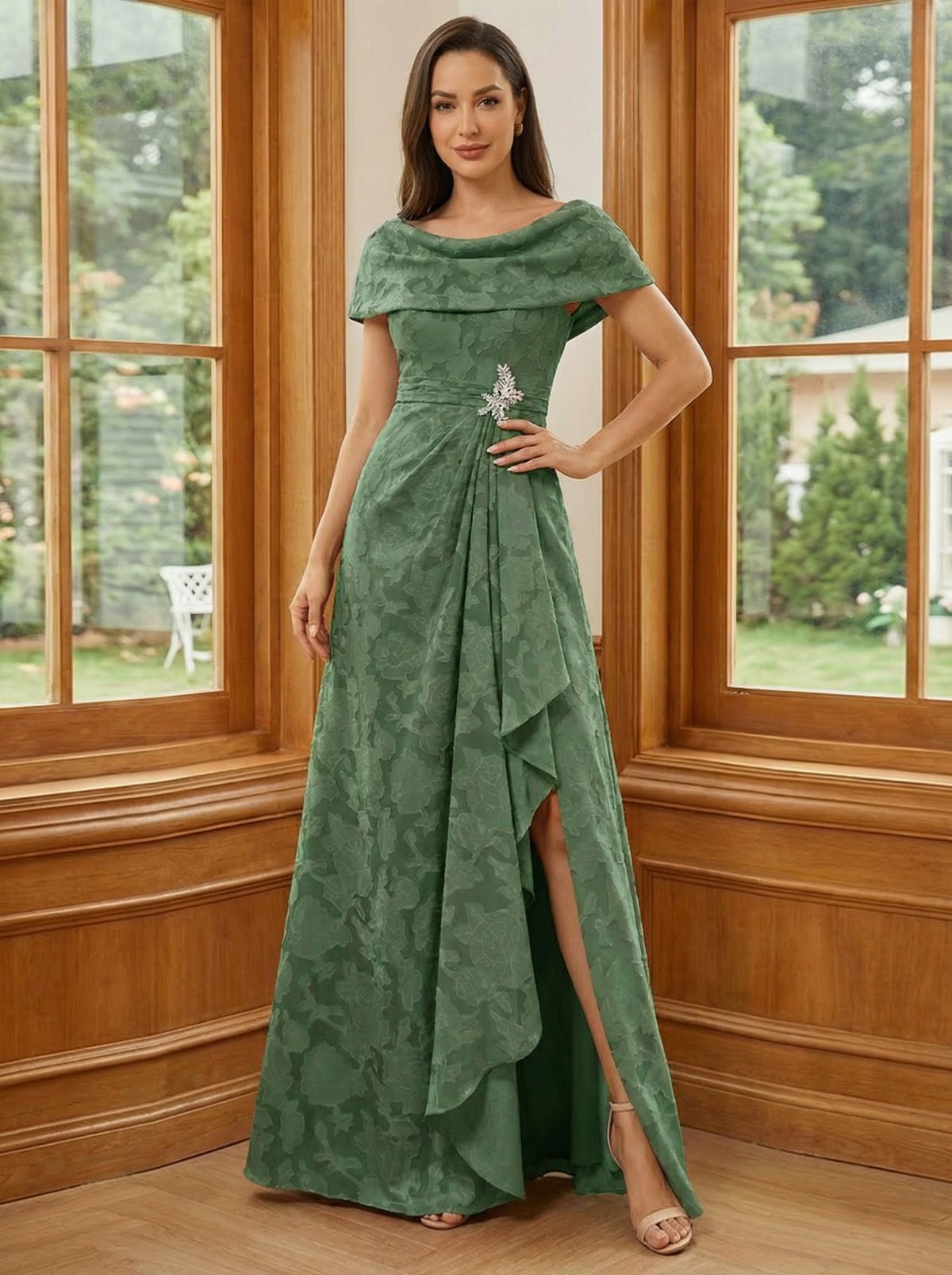 Floral Print Round Neck A Line Lace Appliques Mother of the Bride Dresses with Slit