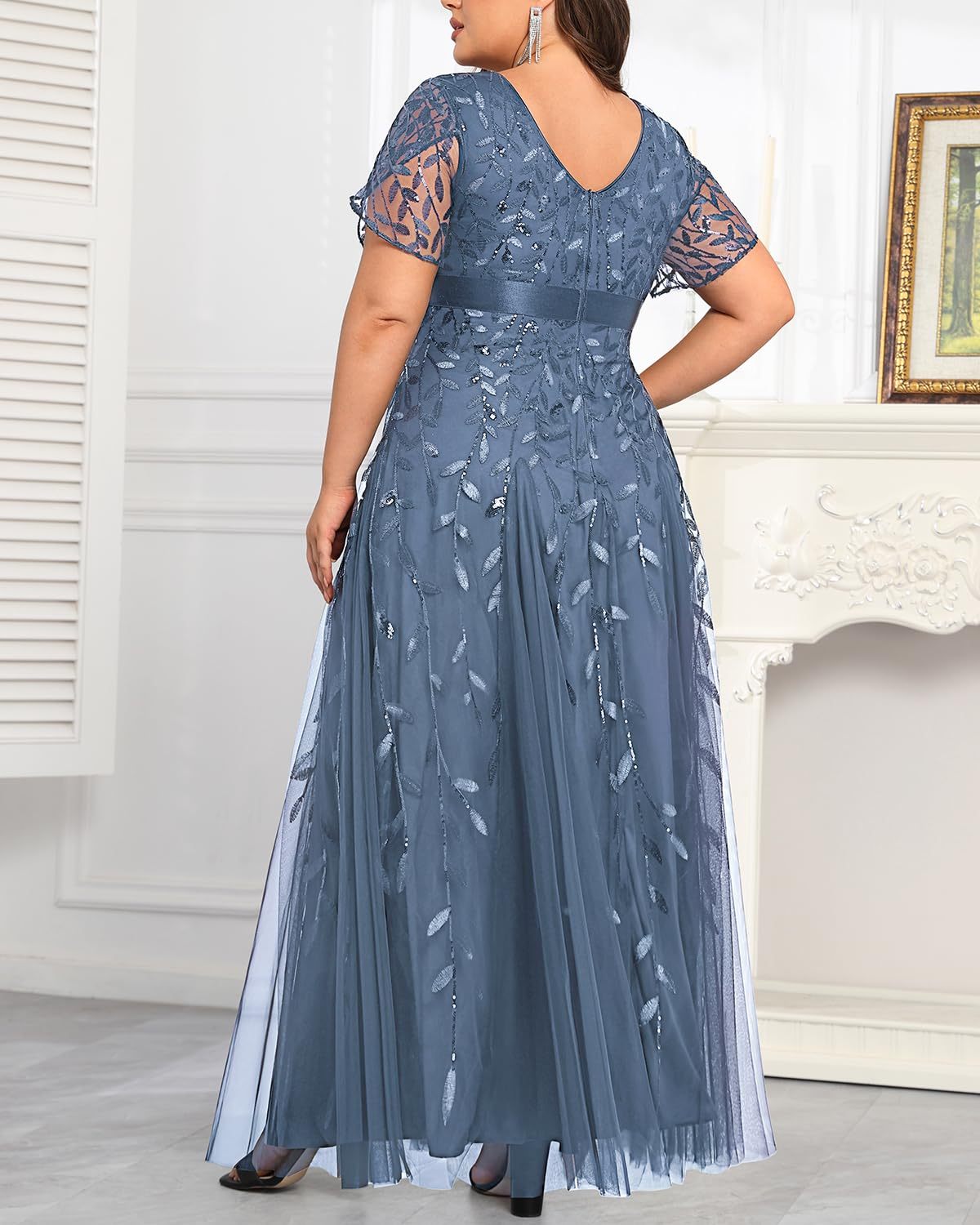 A Line V-Neck Tulle Short Sleeves High Waist Floor-Length Mother of the Bride Dresses with Leaf