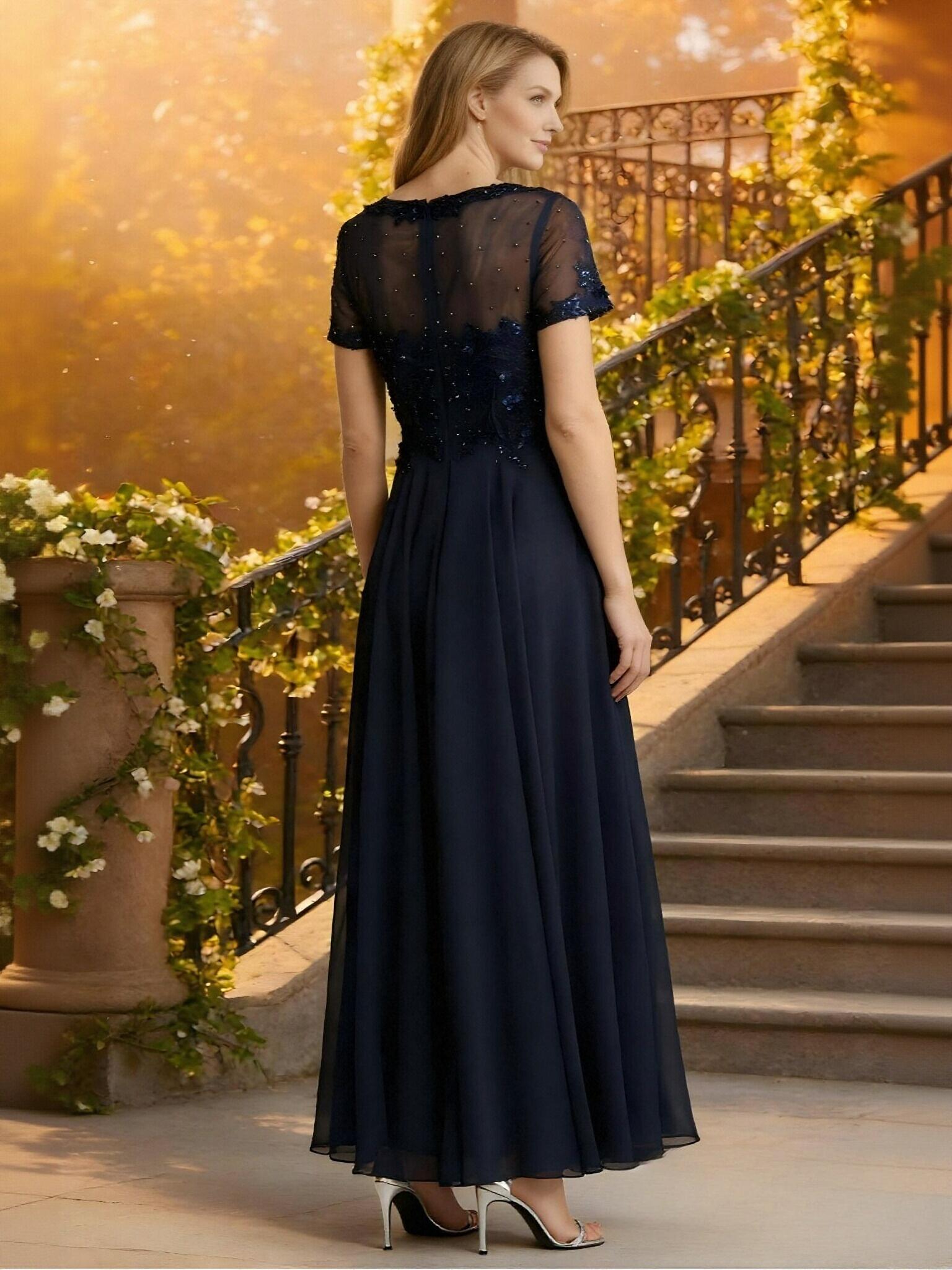 A Line Scoop Neck Chiffon Applique Mother of the Bride Dresses