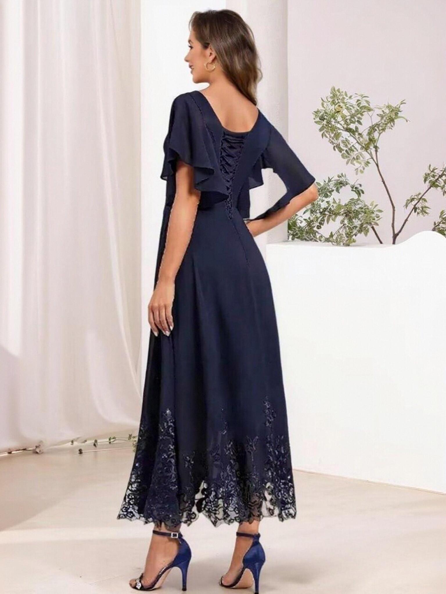 A Line V Neck Chiffon Appliques Mother of the Bride Dresses