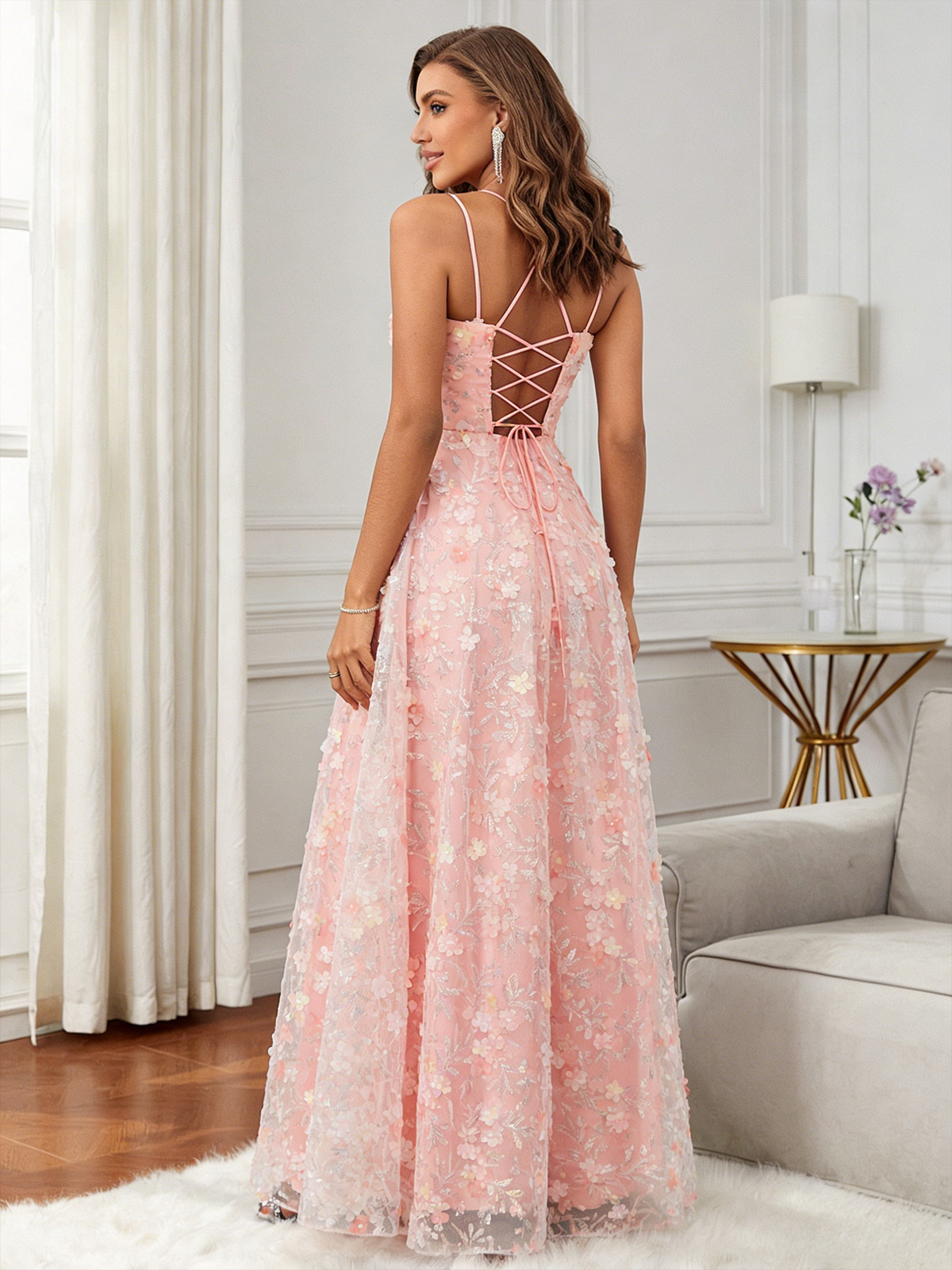 Spaghetti Straps Backless Appliques Lace Prom Dresses