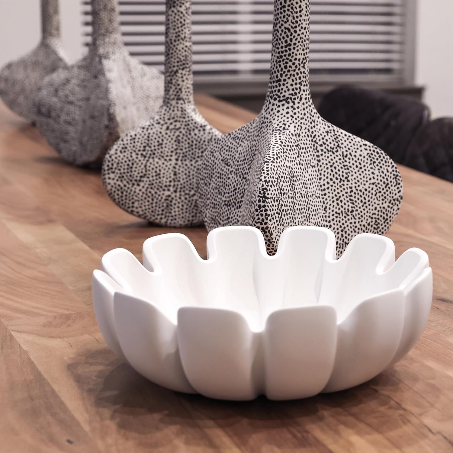 Decorative Bowl – Large Modern Centerpiece Bowl for Coffee Table, Countertop, or Kitchen Decor – Minimalist Handcrafted Accent Bowl for Living Room or Entryway/Key Bowl (White)