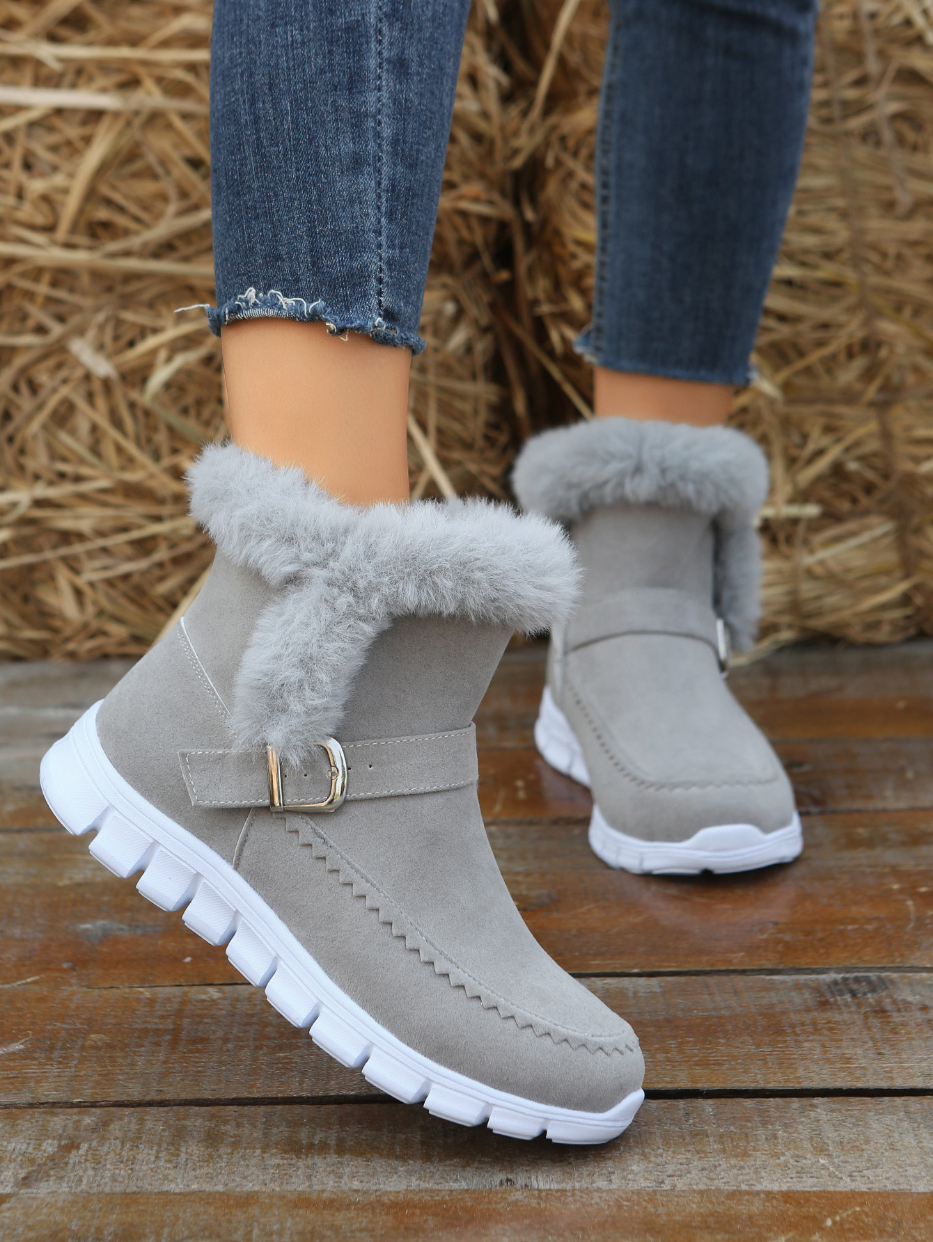 Winter Classic Warm Ankle Snow Booties with Fur Lining for Women