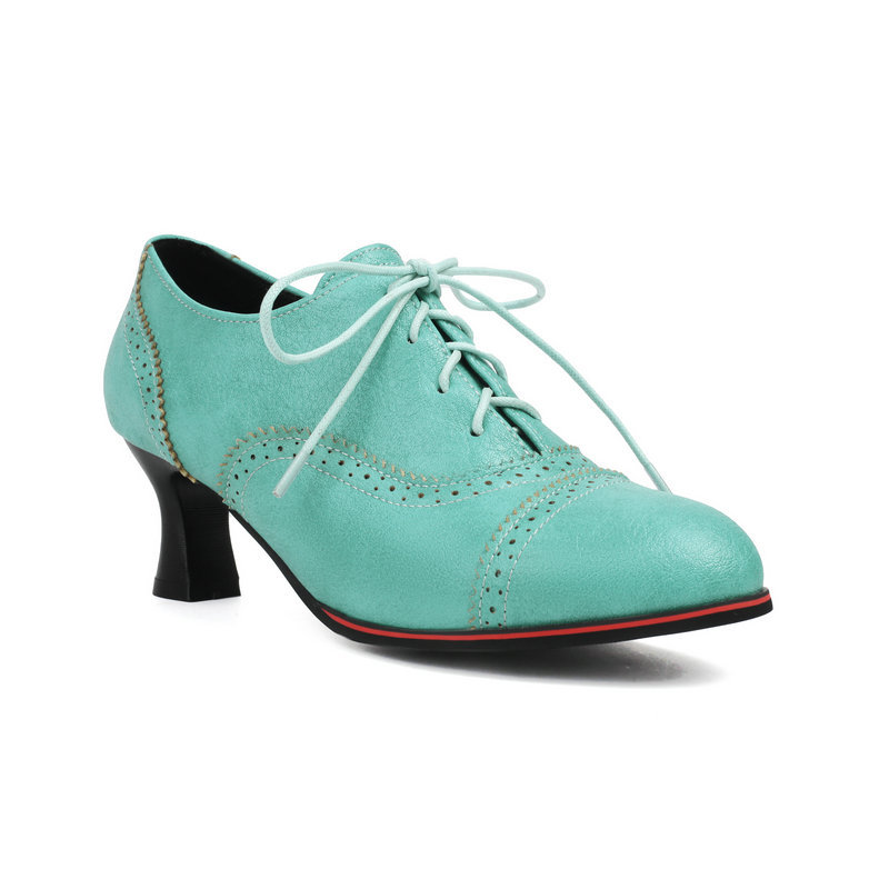 Vintage Wingtip Heels: Stylish Lace-Up Shoes for Everyday & Date Nights