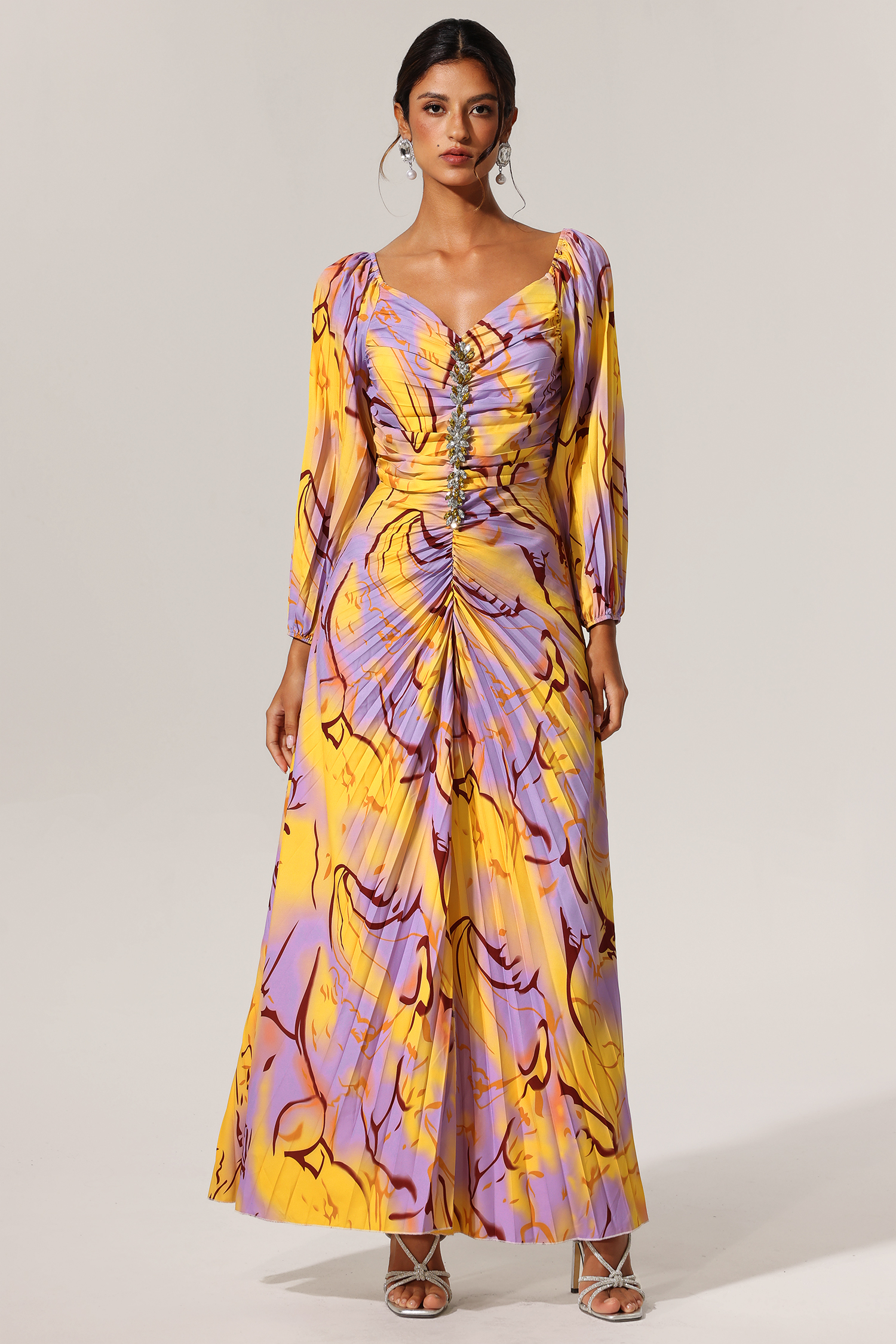 Quanha Diamond Printed Long Sleeves Slit Maxi Dress