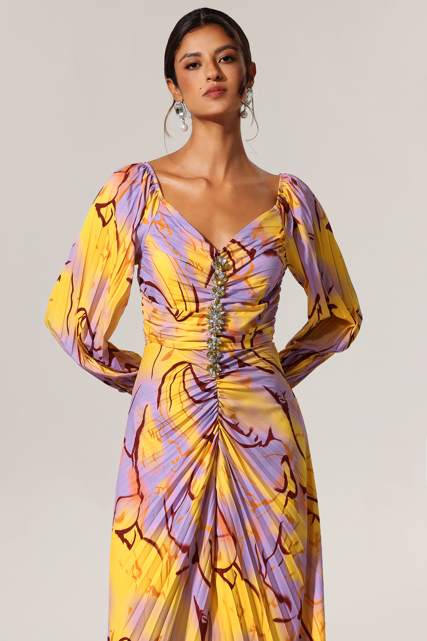 Quanha Diamond Printed Long Sleeves Slit Maxi Dress