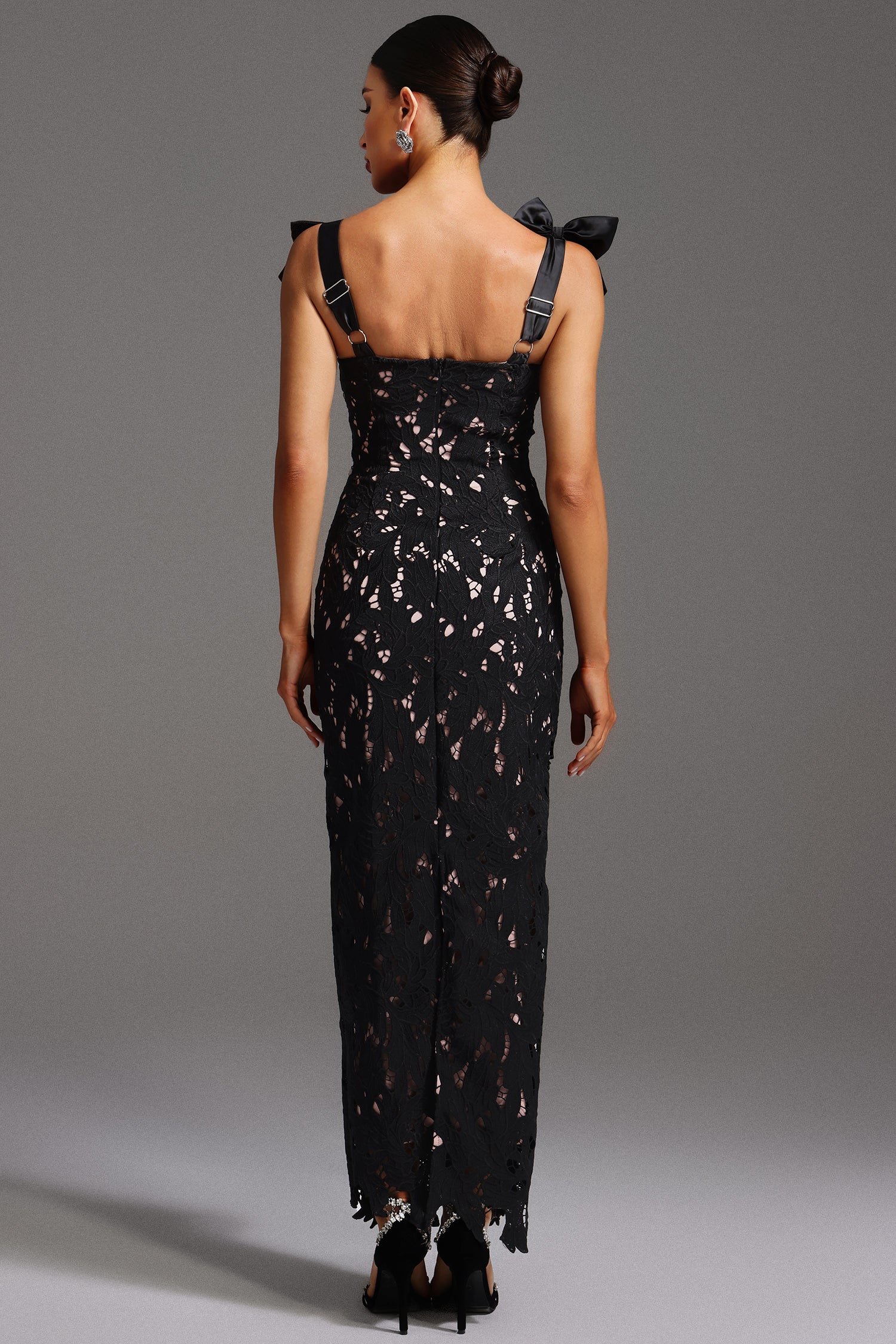 Lucretia Sleeveless Lace Bow Maxi Dress