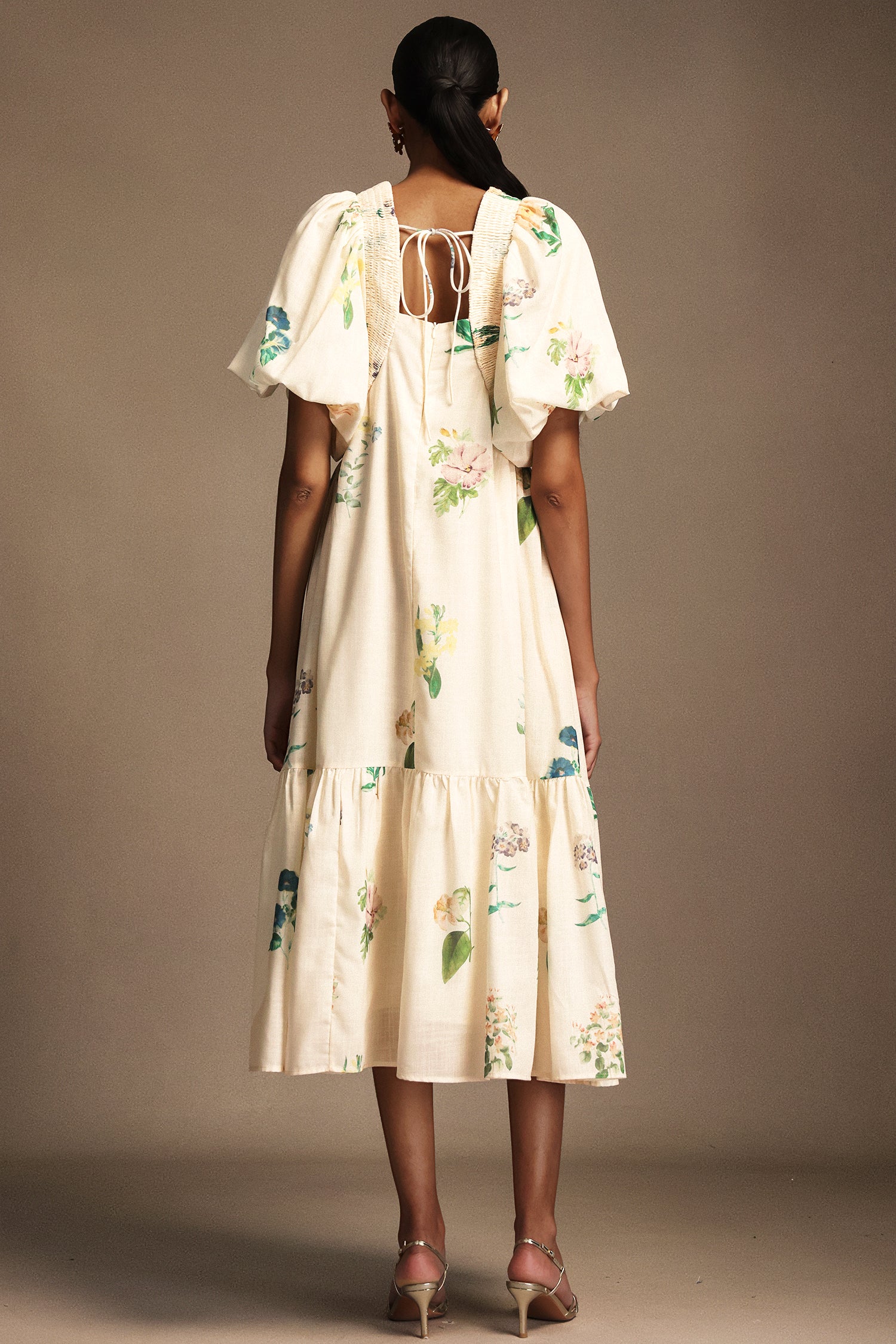 Merrit Short Sleeves Floral Printed Midi Dress