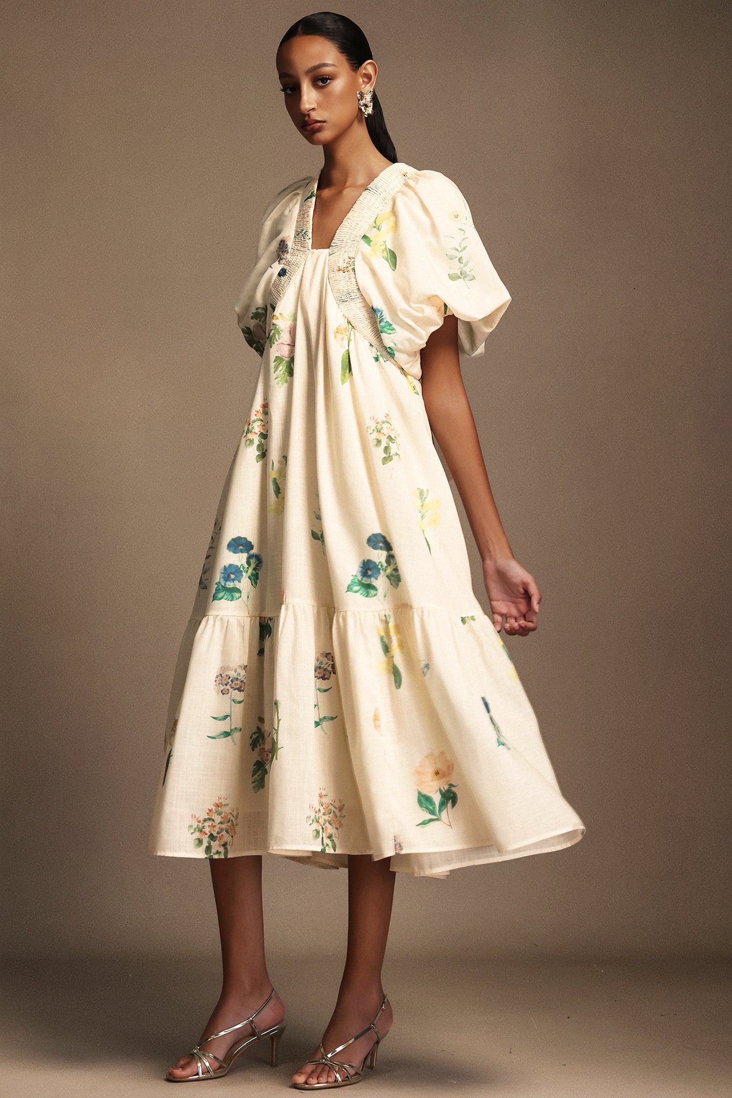 Merrit Short Sleeves Floral Printed Midi Dress