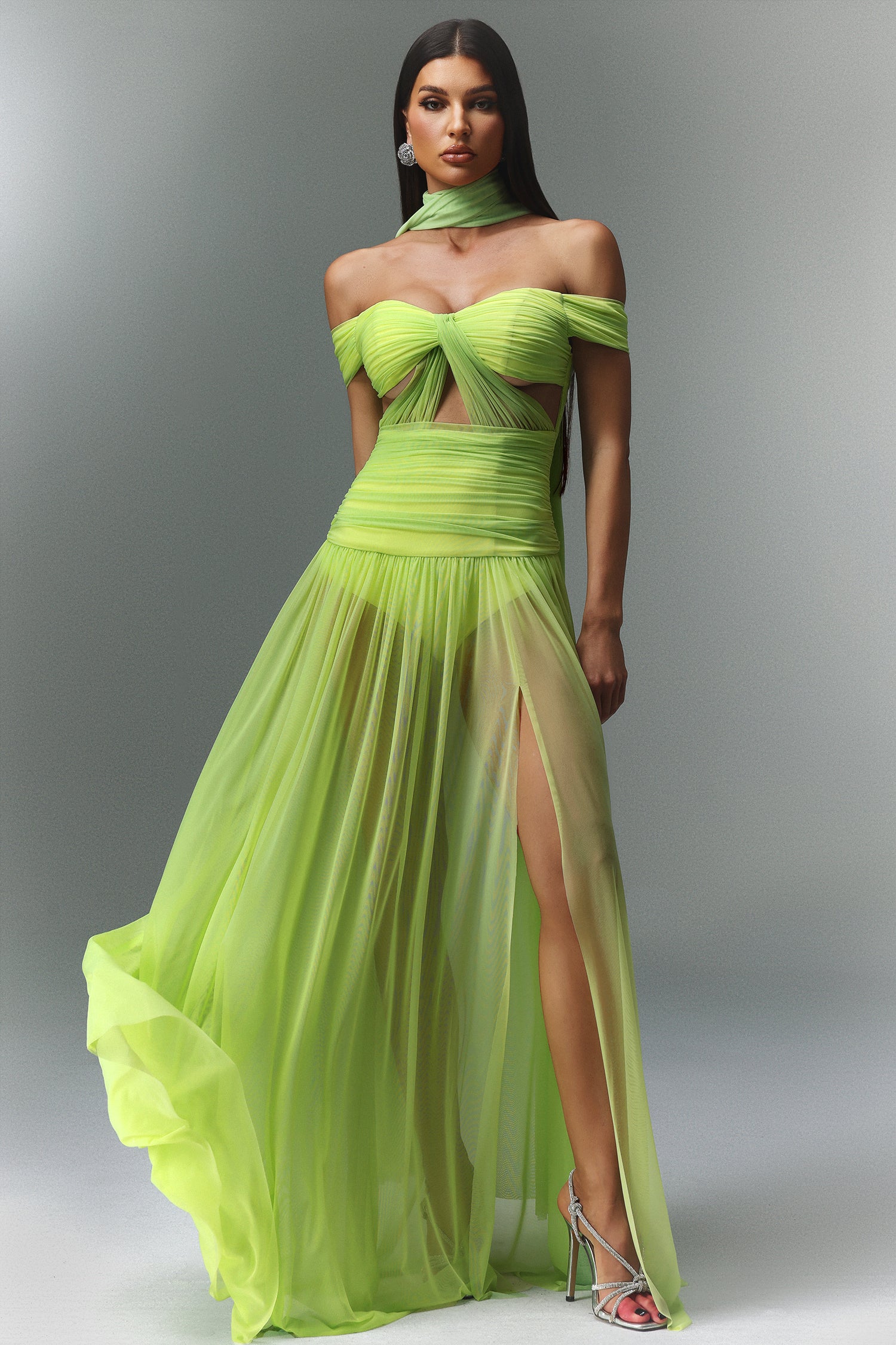 Peoph Off-The-Shoulder Hollowed Out Maxi Dress