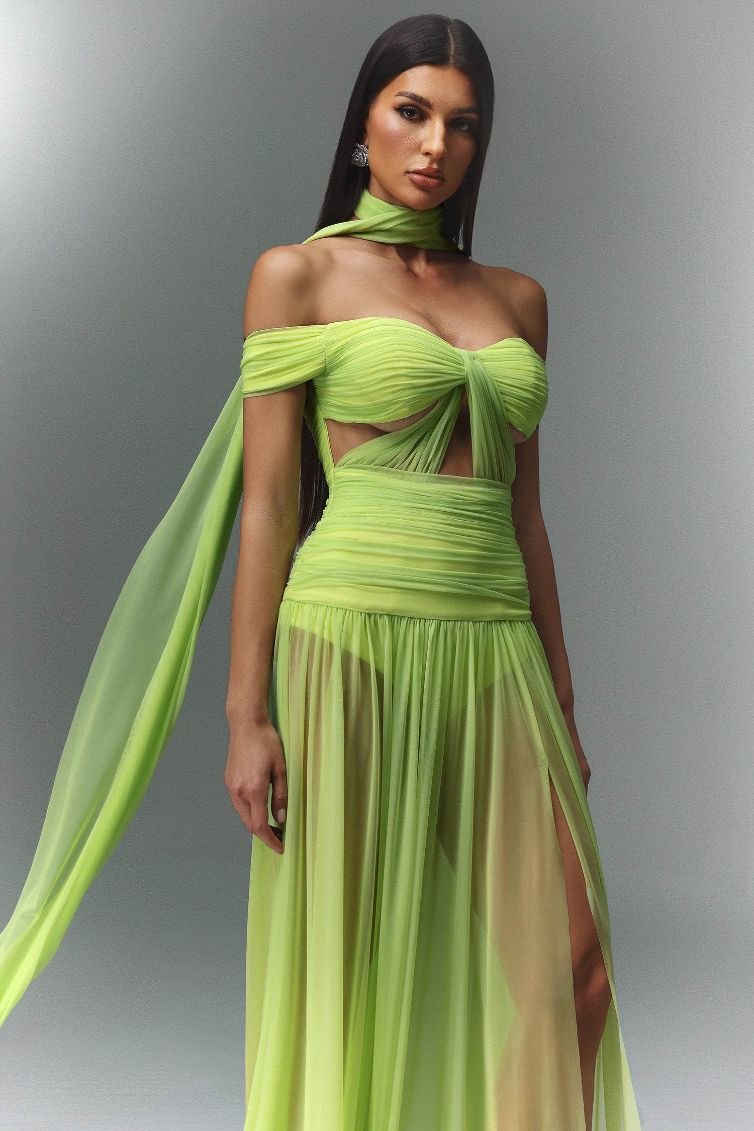 Peoph Off-The-Shoulder Hollowed Out Maxi Dress