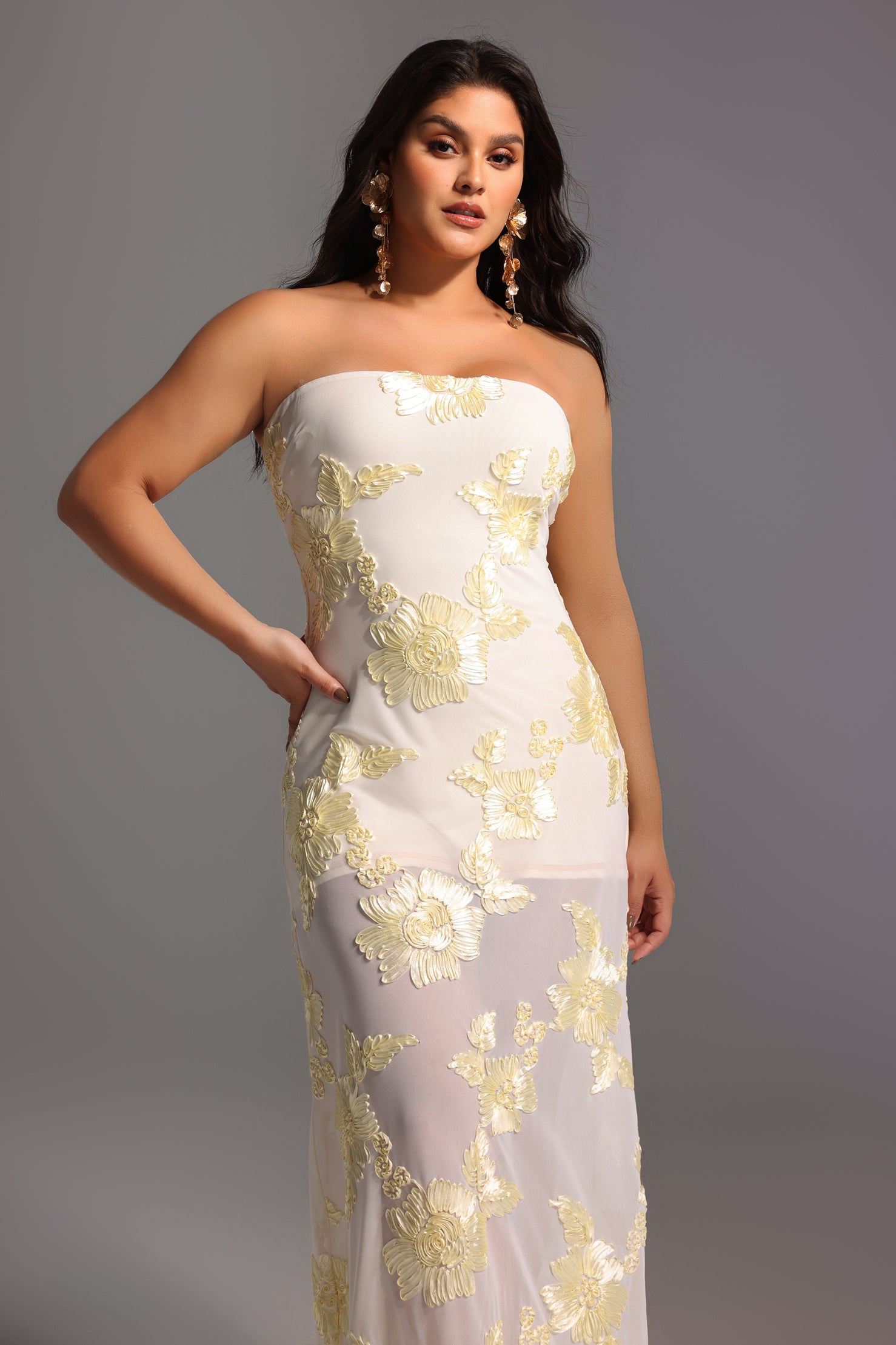Deliyn Strapless Embroidery Flower Mesh Maxi Dress