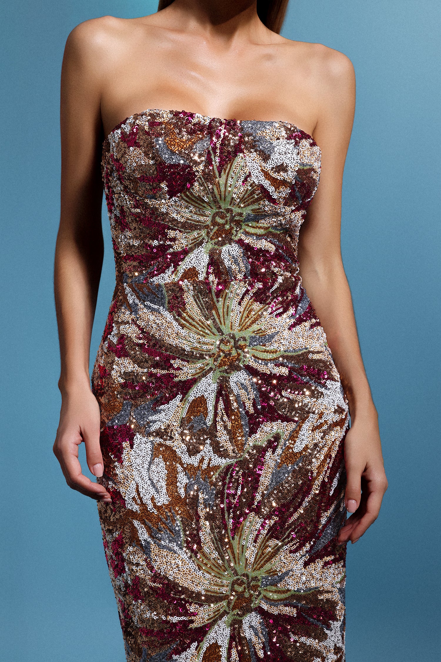 Locia Sleeveless Sequins Maxi Dress