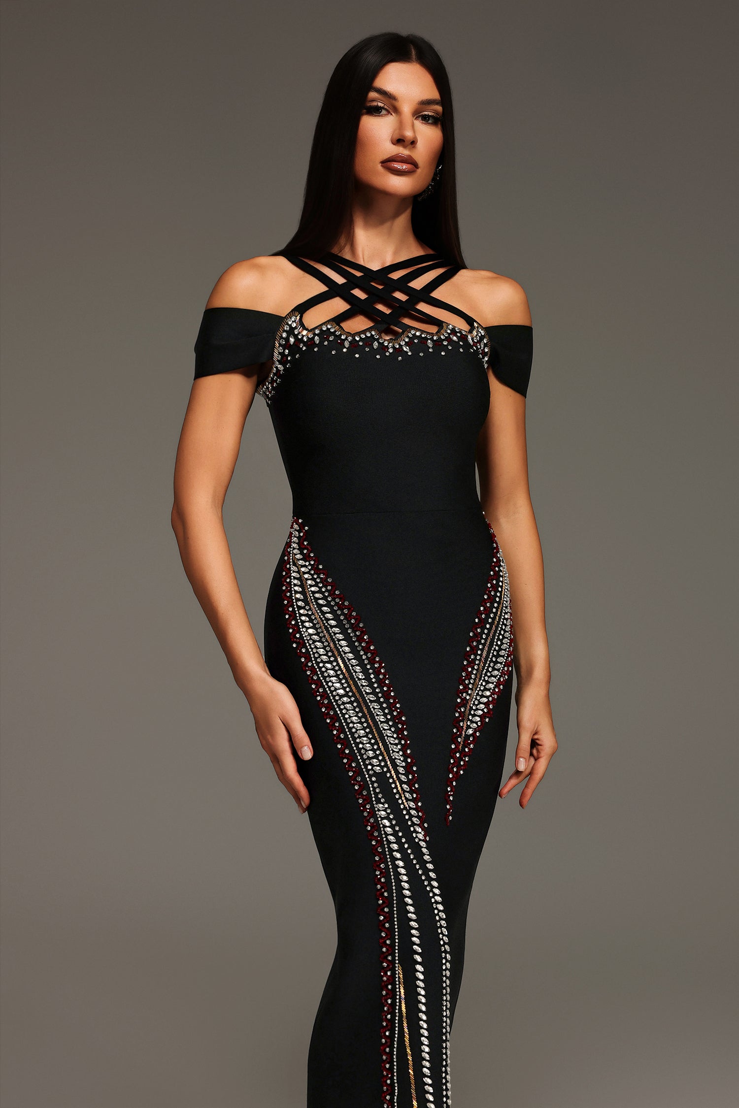 Ternan Sleeveless Diamond Hollow Out Bandage Maxi Dress