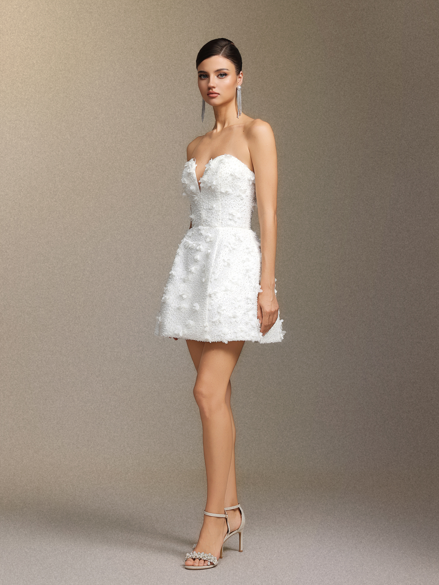 Yamaly Beaded V-neck strapless mini skirt