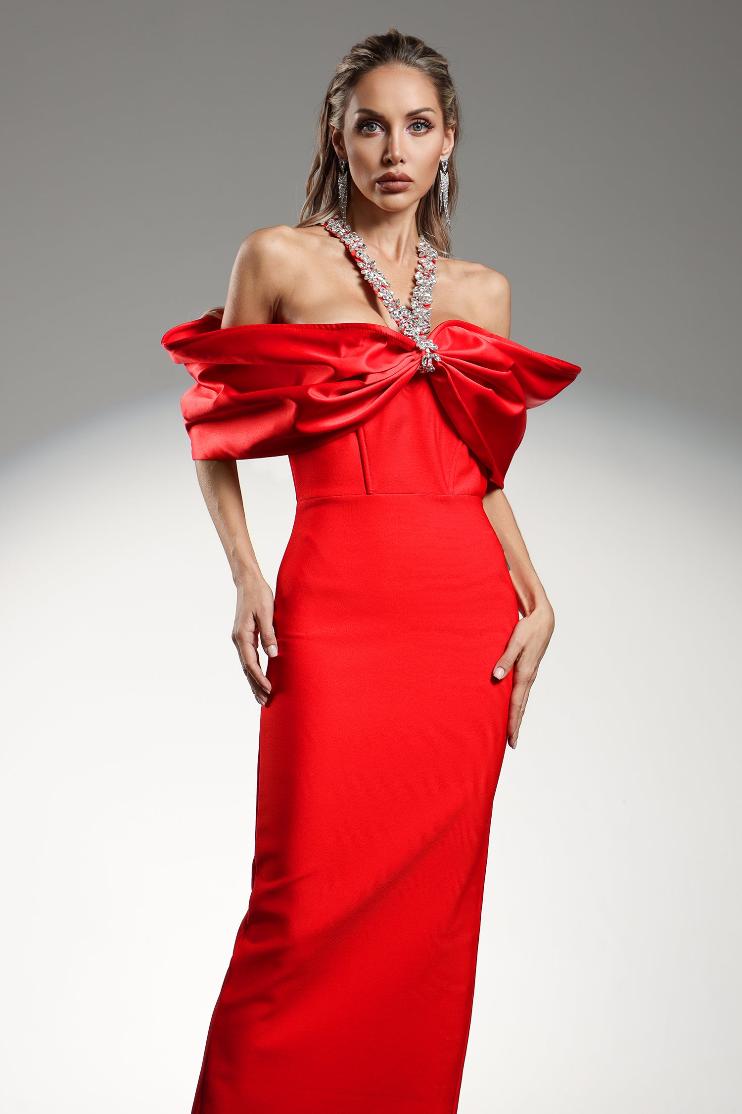 Della Halter Sleeveless Diamond Bow Bandage Red Maxi Dress