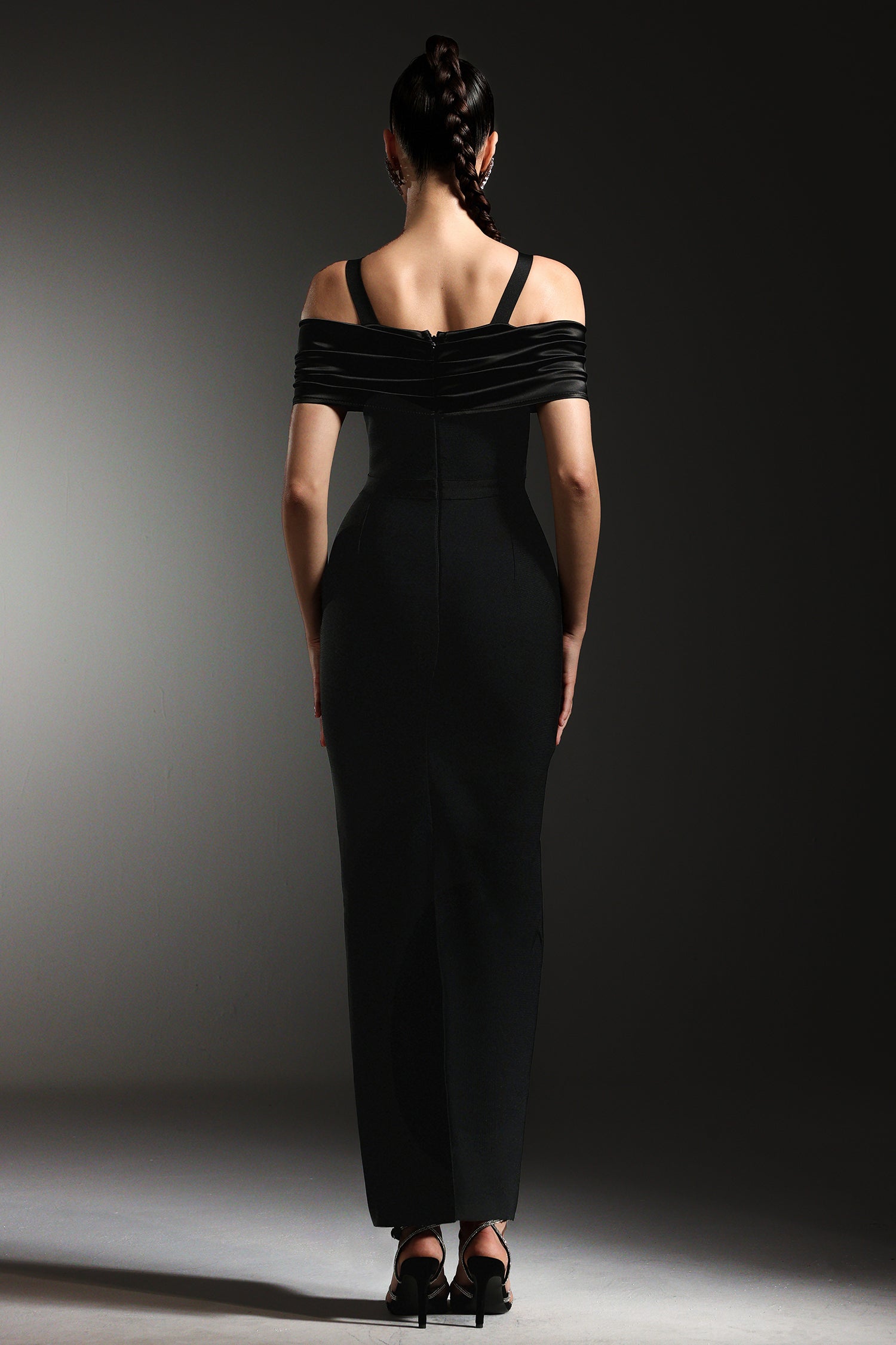 Yamia Sleeveless Off The Shoulder Diamond Bandage Maxi Dress