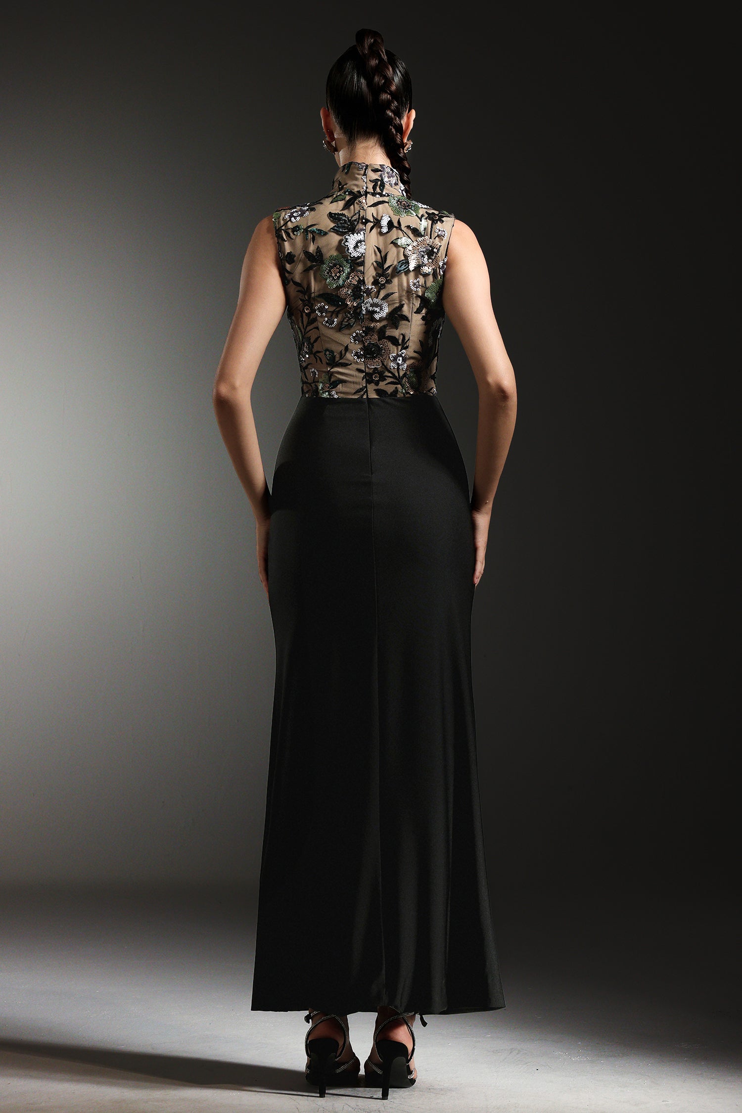 Elisabeth Flowers Sequins Slim Black Maxi Dress