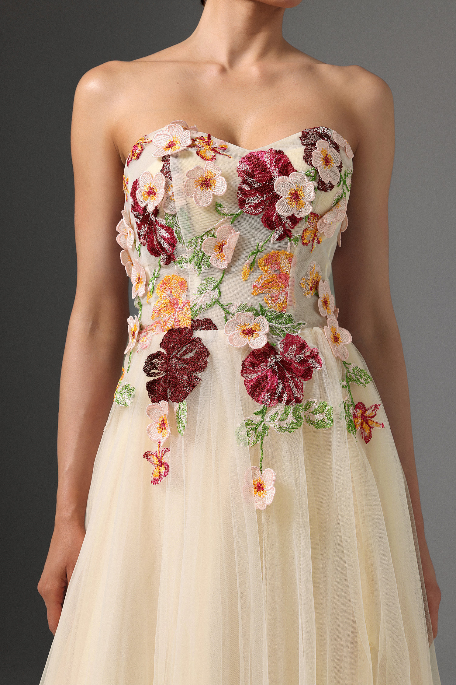 Sophiess Strapless Floral Embroidered High Slit Maxi Dress