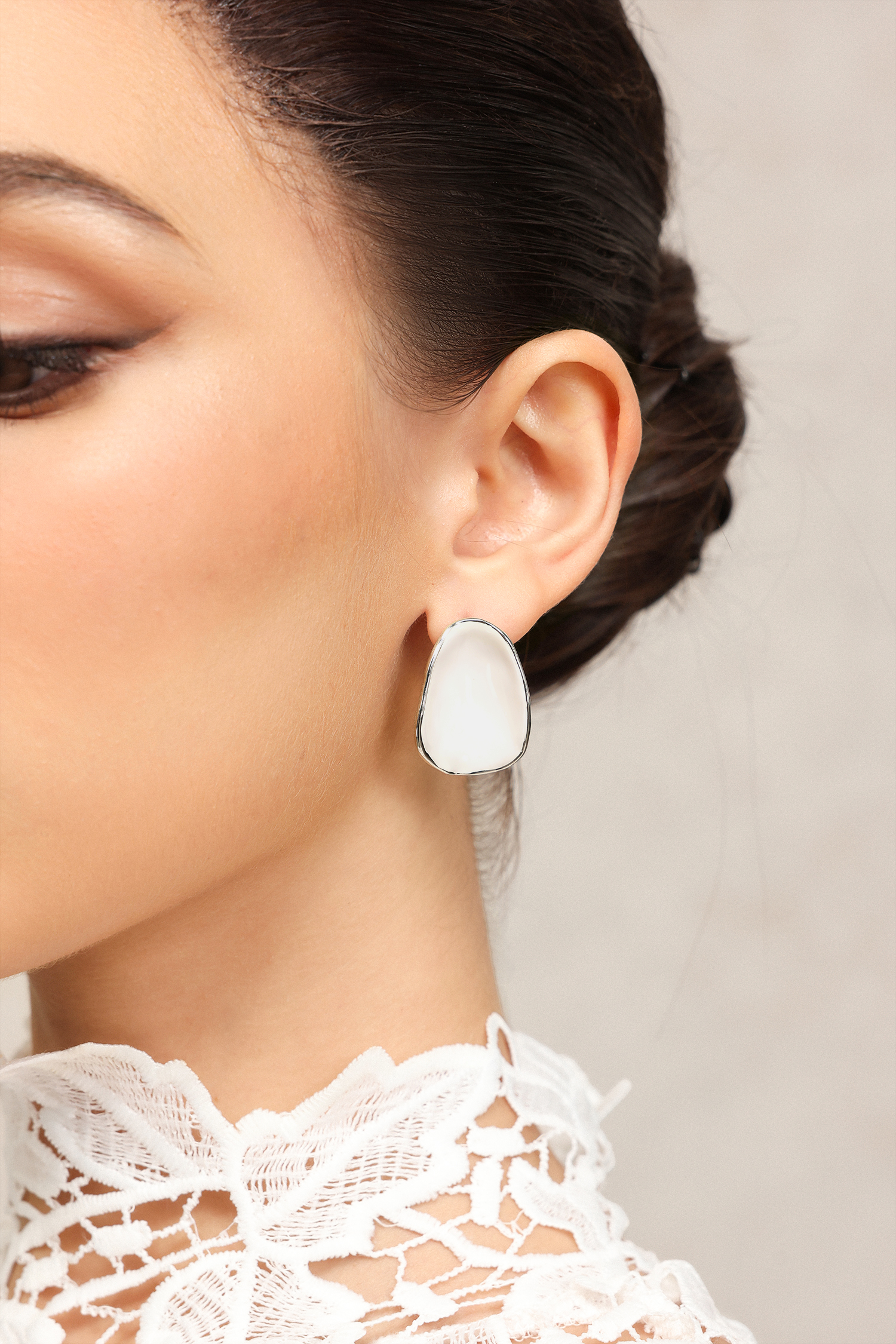 Rania Oval Irregular Metal Earrings