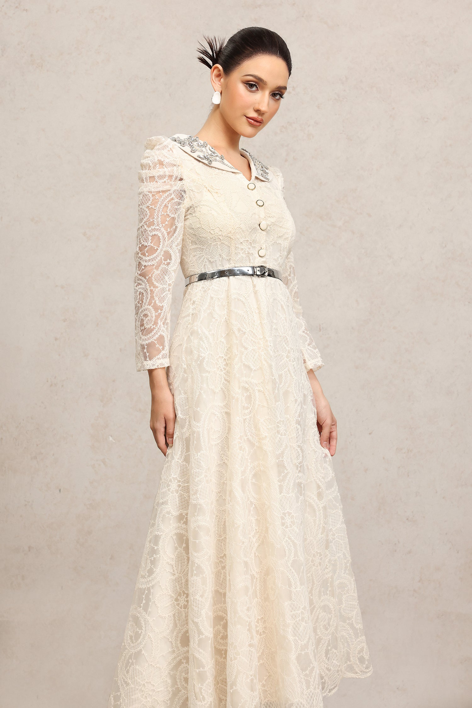 Umeko Long Sleeves Lace Diamond Maxi Dress