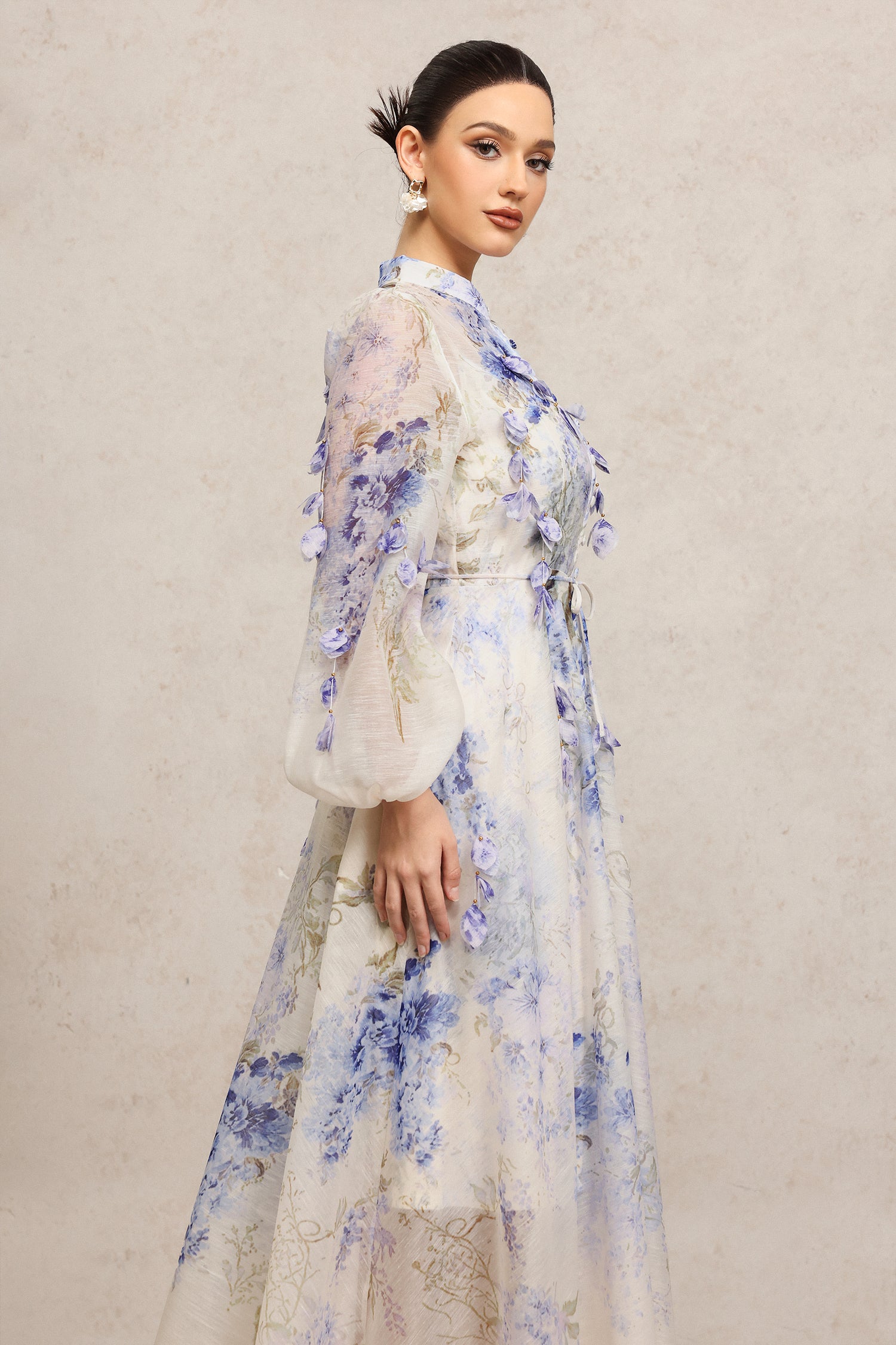 Edmonia Round Neck Long Sleeves Floral Printed Maxi Dress