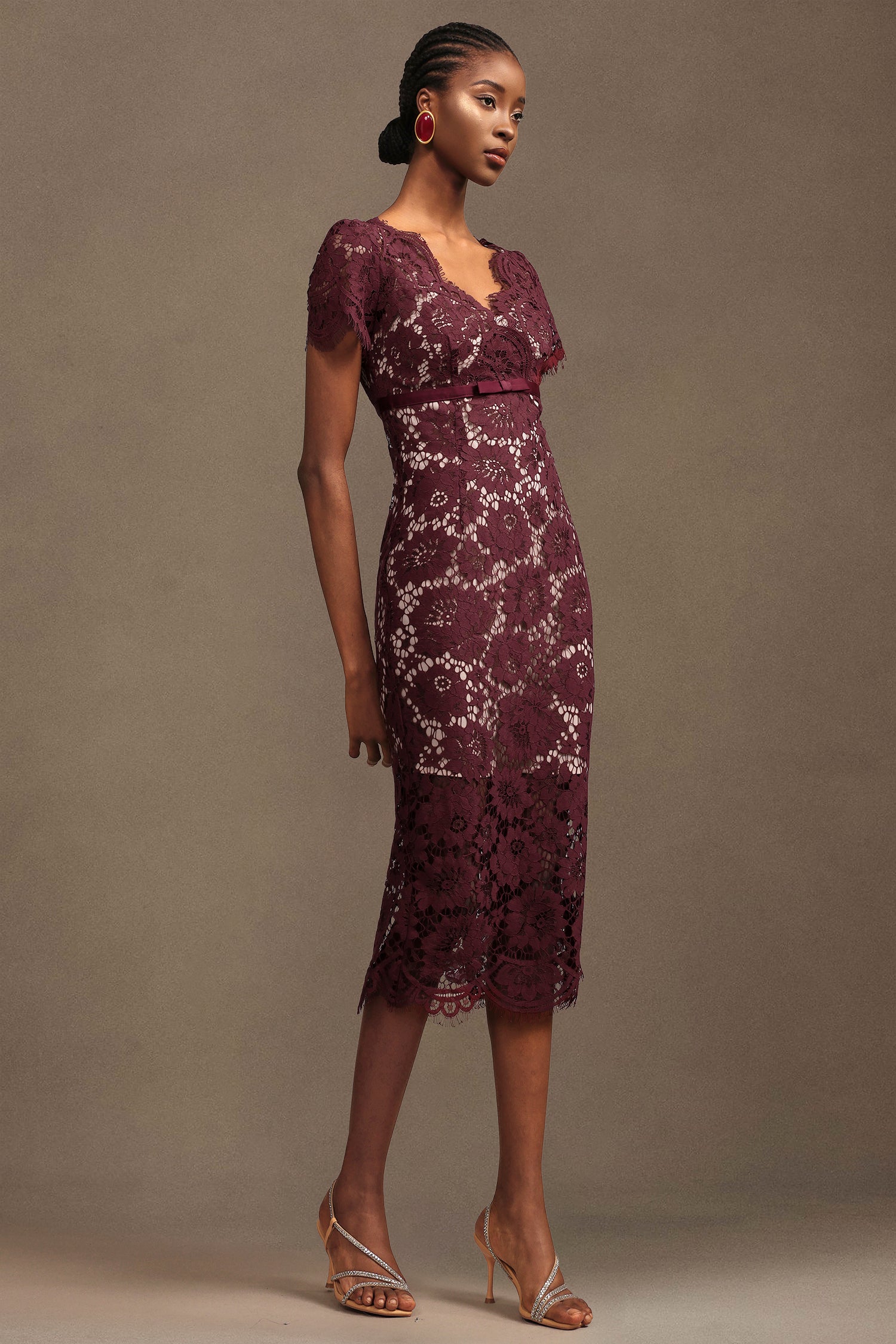 Faithe Elegant Contour V Neck Short Sleeve Floral Lace Midi Dress