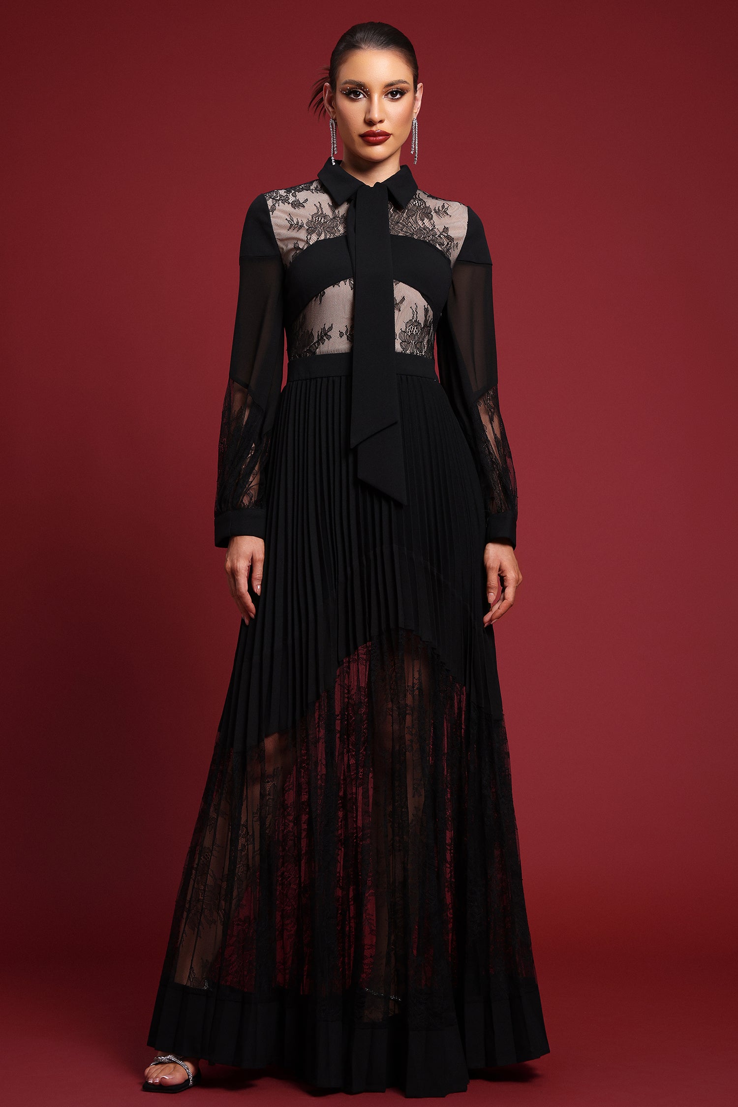 Ellyson Romantic Flowy Long Sleeve Cut out Lace Maxi Dress