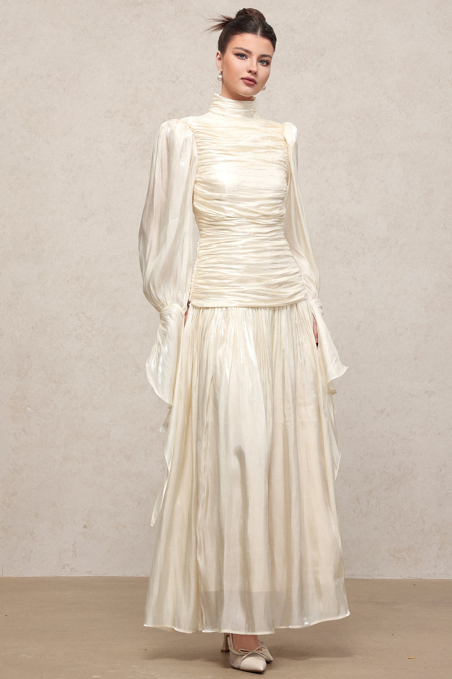 Viky Resort Waist-Defining Long Sleeve Ruched Woven Maxi Dress