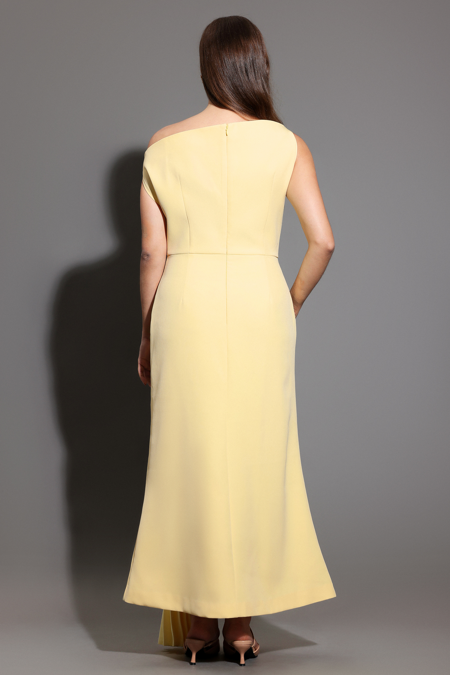 Paulina Oblique Shoulder Sleeveless Folds Yellow Midi Dress