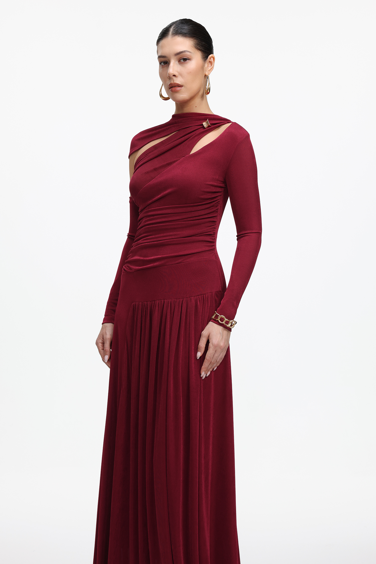 Yetta Elegant Contour Long Sleeve Cut Out Ruched Knit Maxi Dress