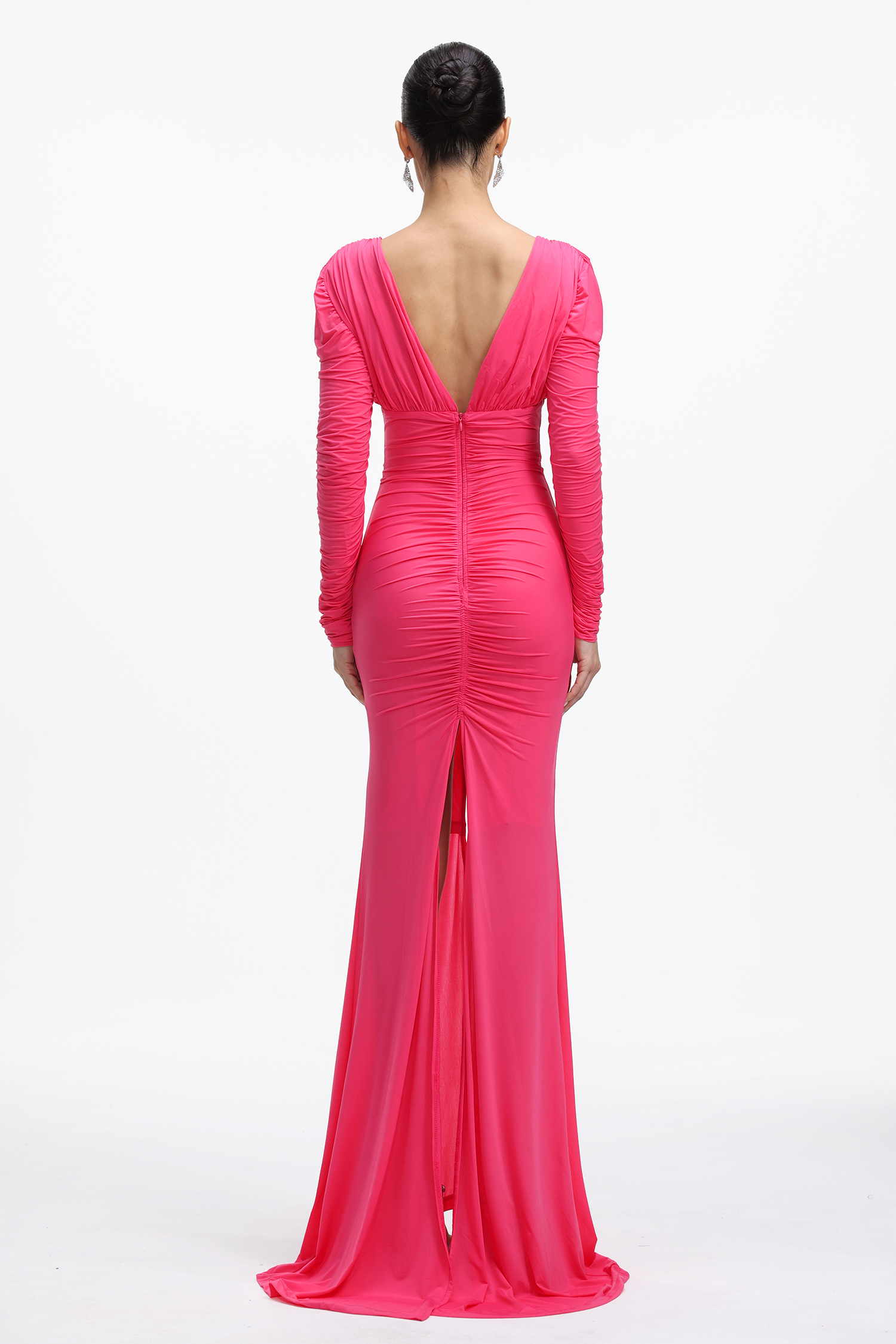 Kerade Chic Contour V Neck Long Sleeve Ruched Knit Maxi Dress