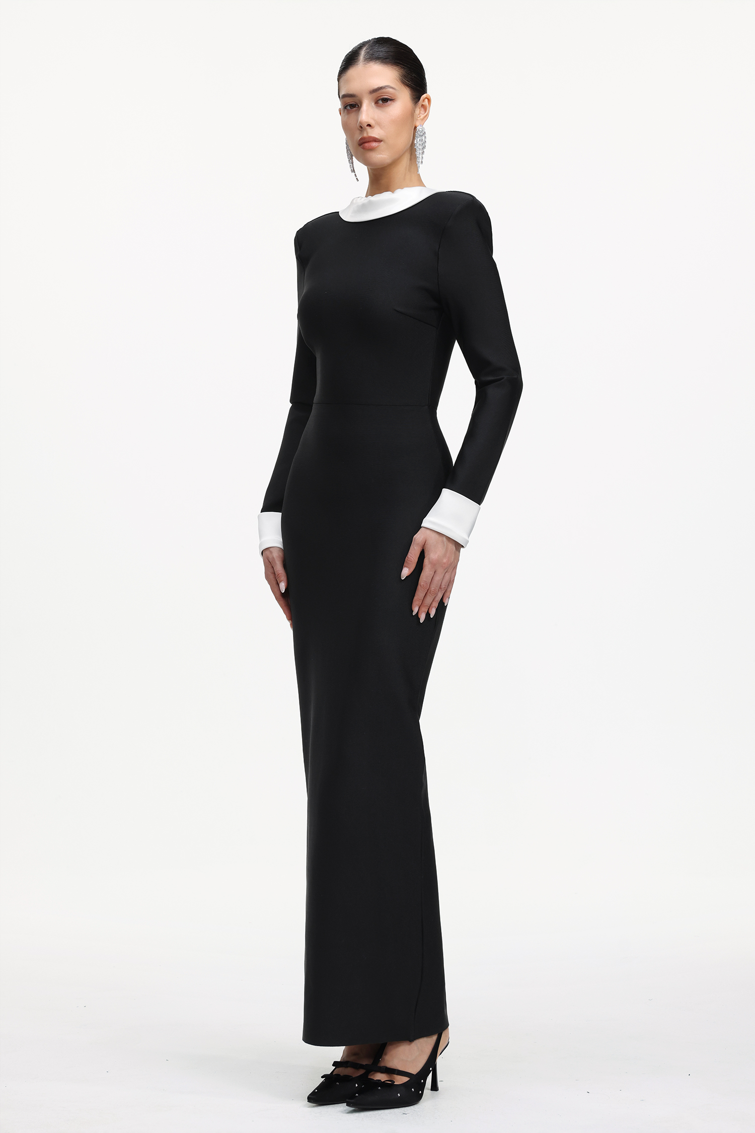 Quinta Elegant Contour Long Sleeve Contrast Bandage Maxi Dress