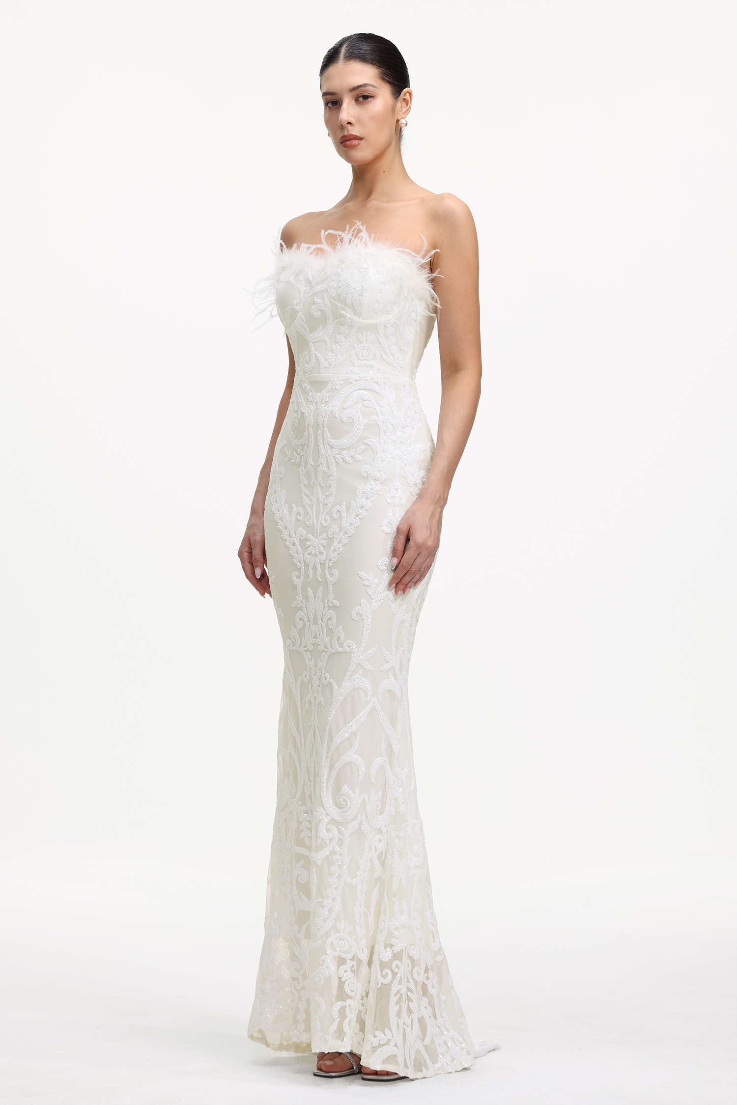 Millipin Chic Contour Strapless Feather Lace Maxi Dress