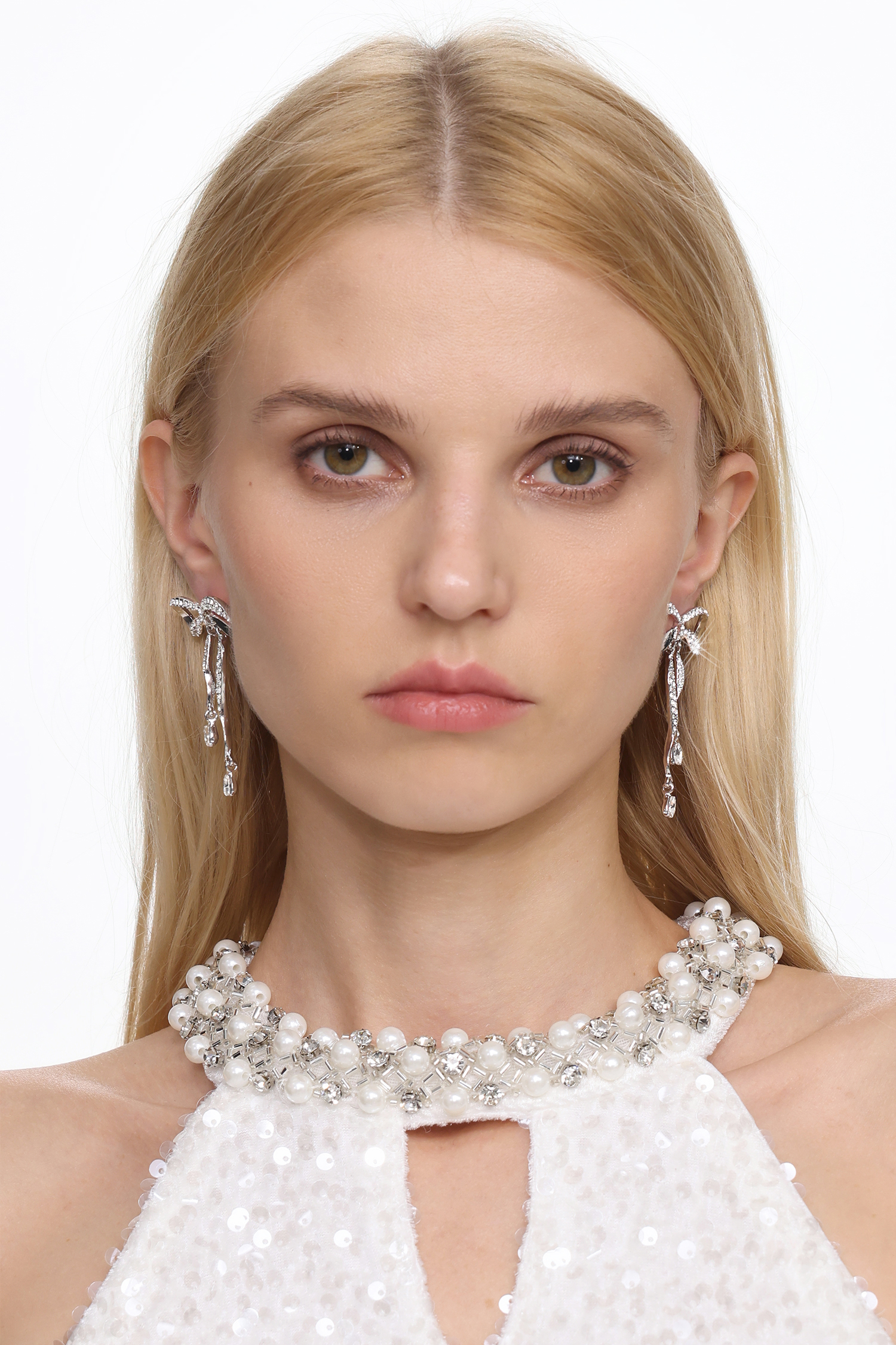 Yaloru Bow  Diamond Earrings